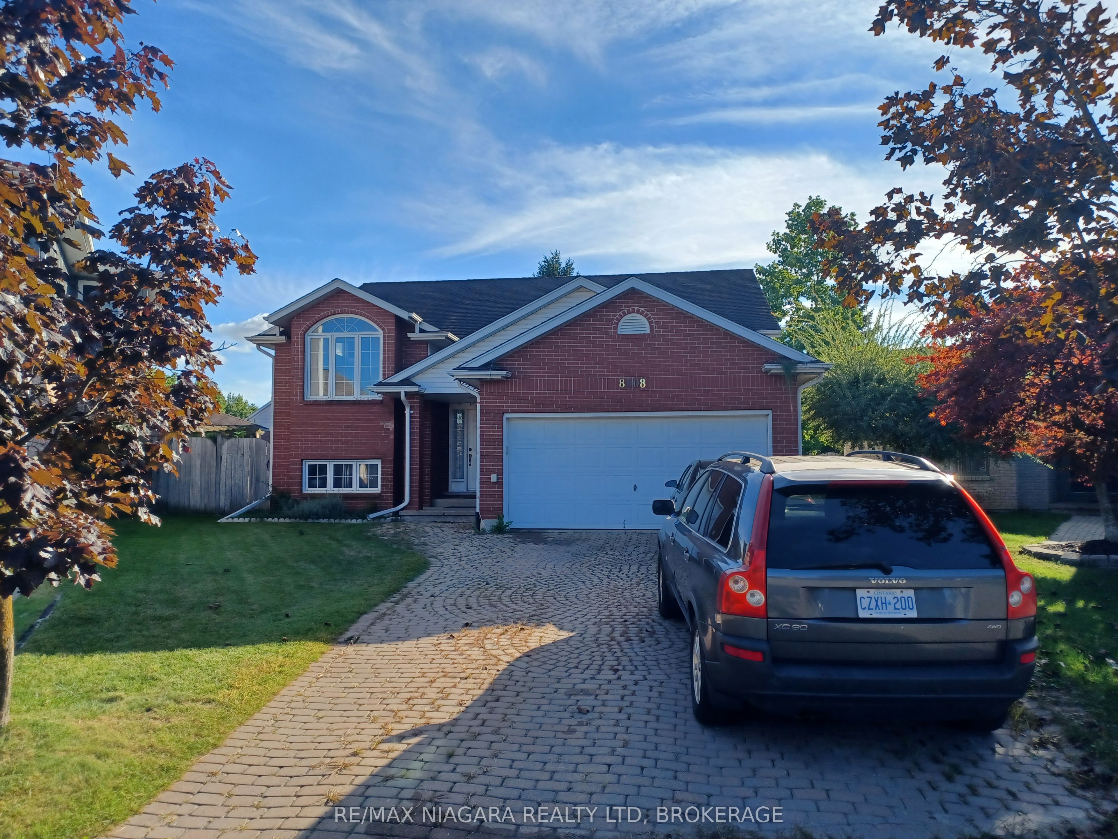 8008 Grossi Court Property Photo 1