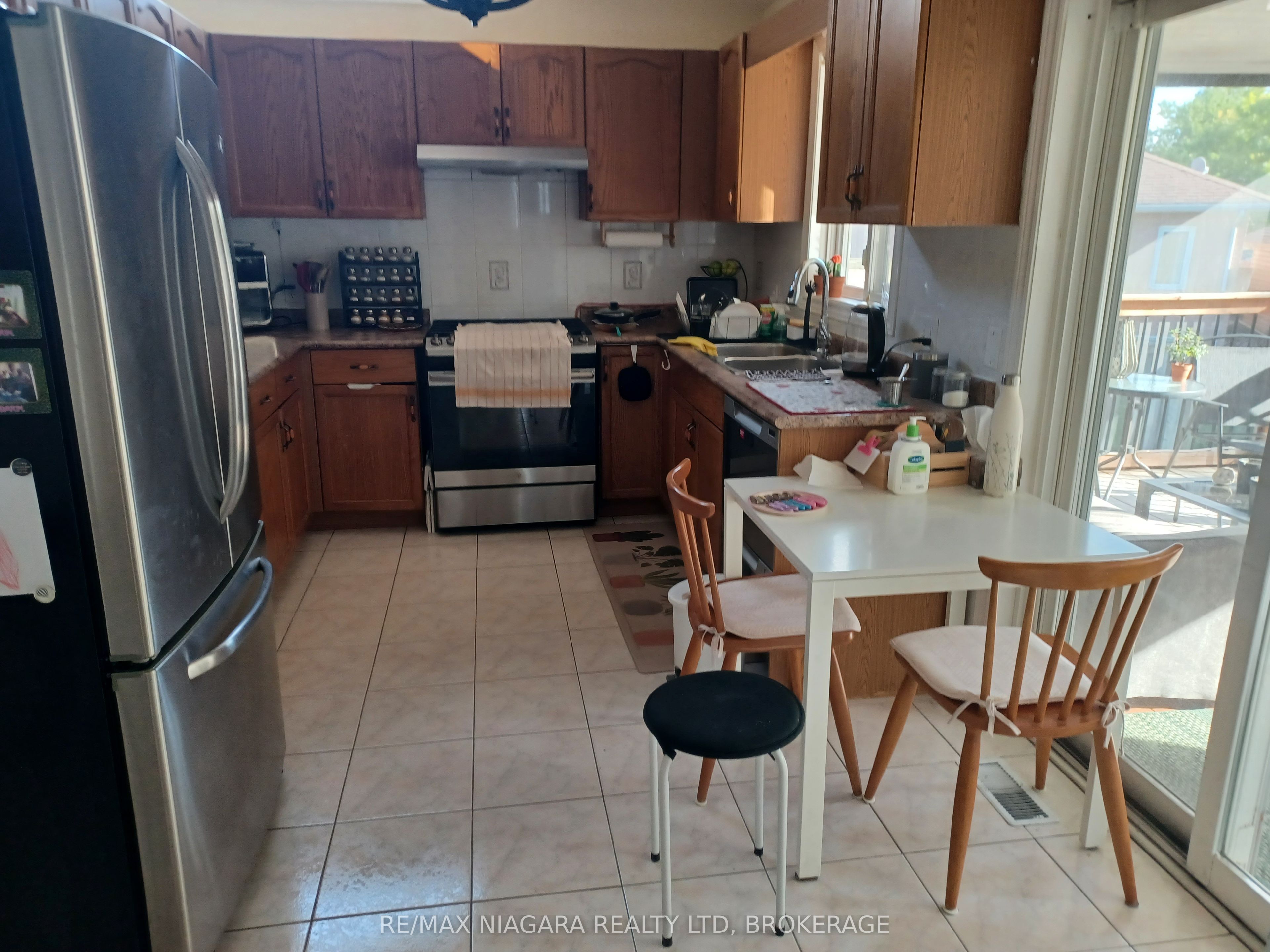 8008 Grossi Court Property Photo 9