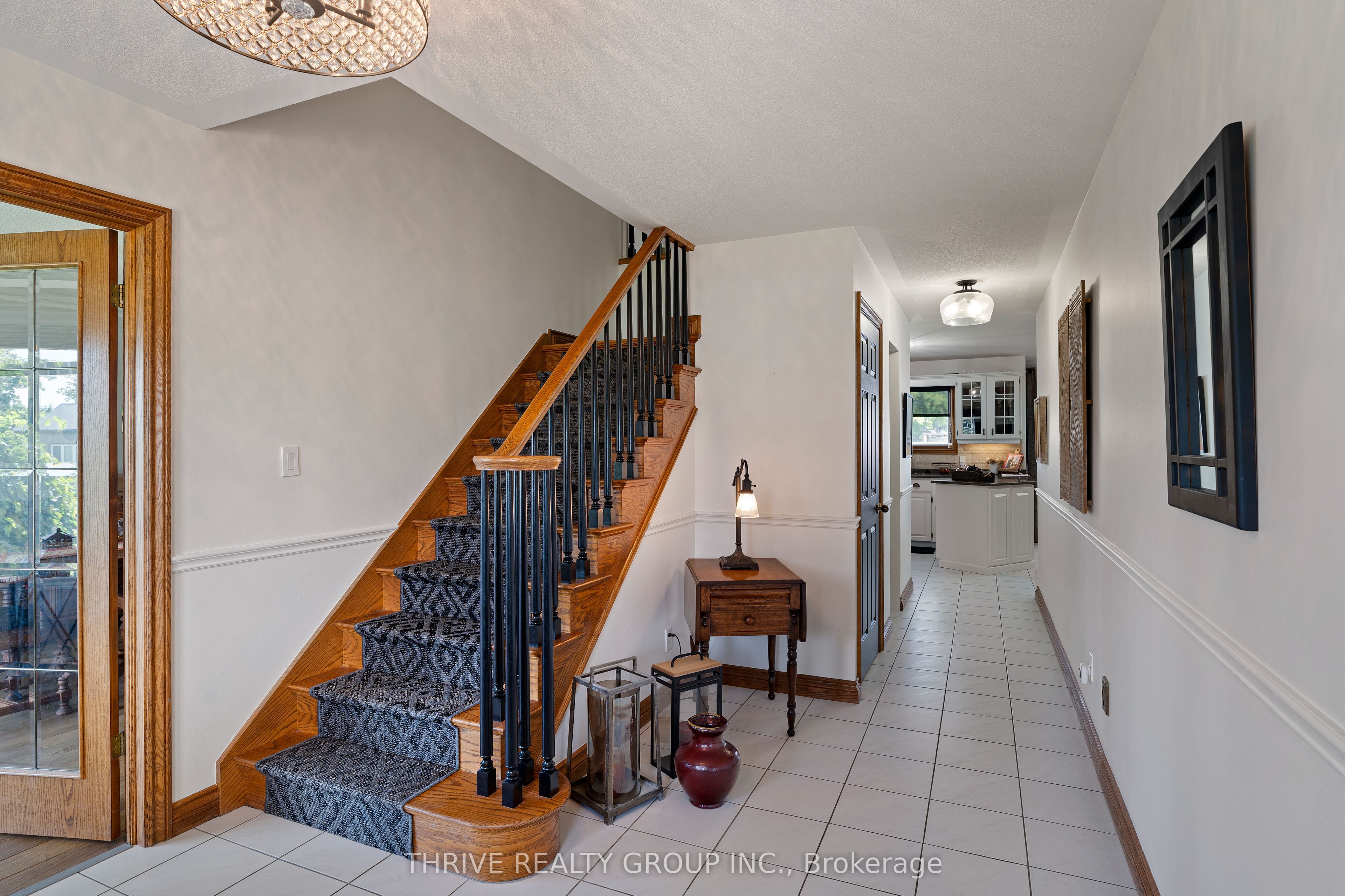 310 Huron Street W Property Photo 6