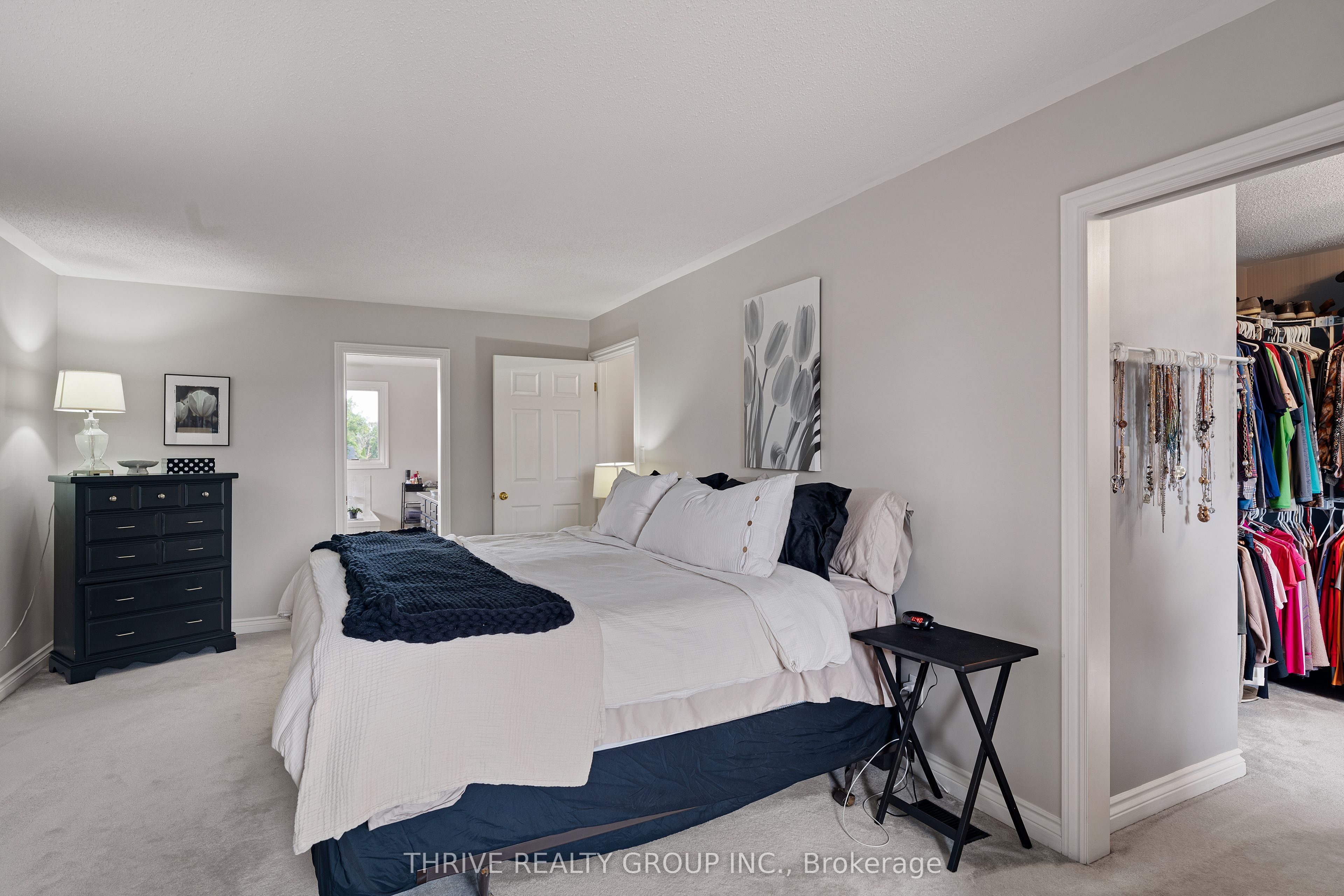 310 Huron Street W Property Photo 26