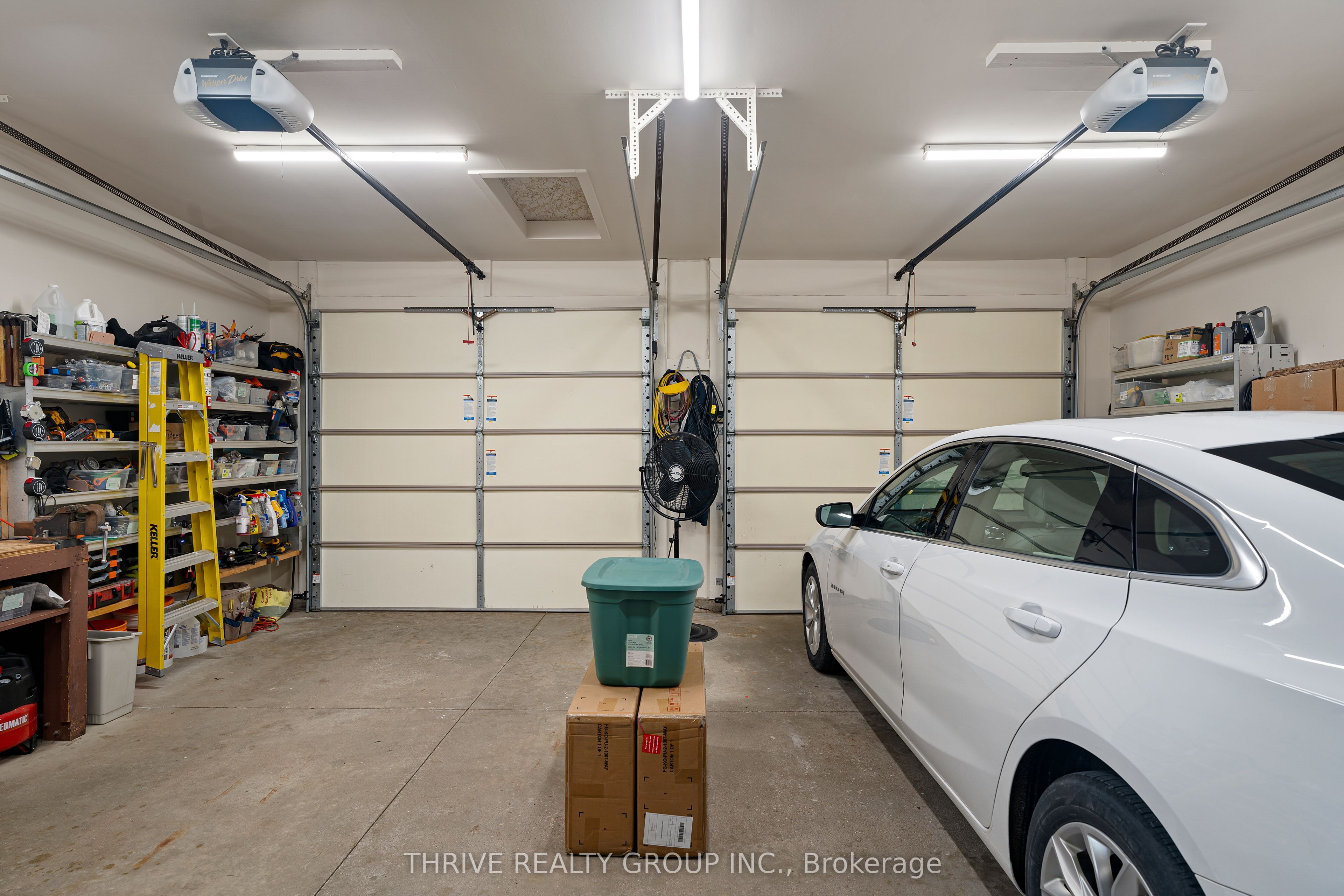 310 Huron Street W Property Photo 46