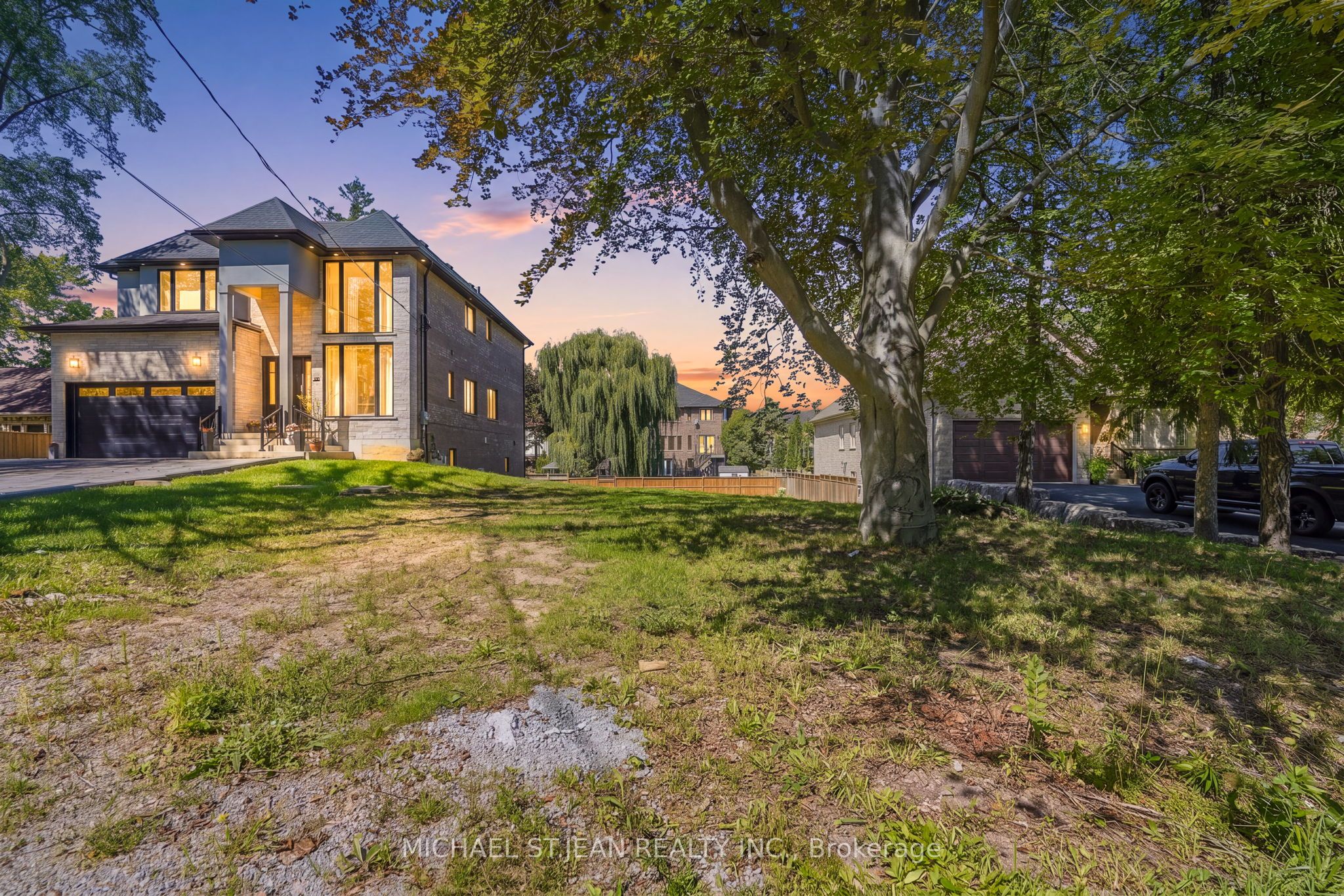 657 Mohawk Road Property Photo 2