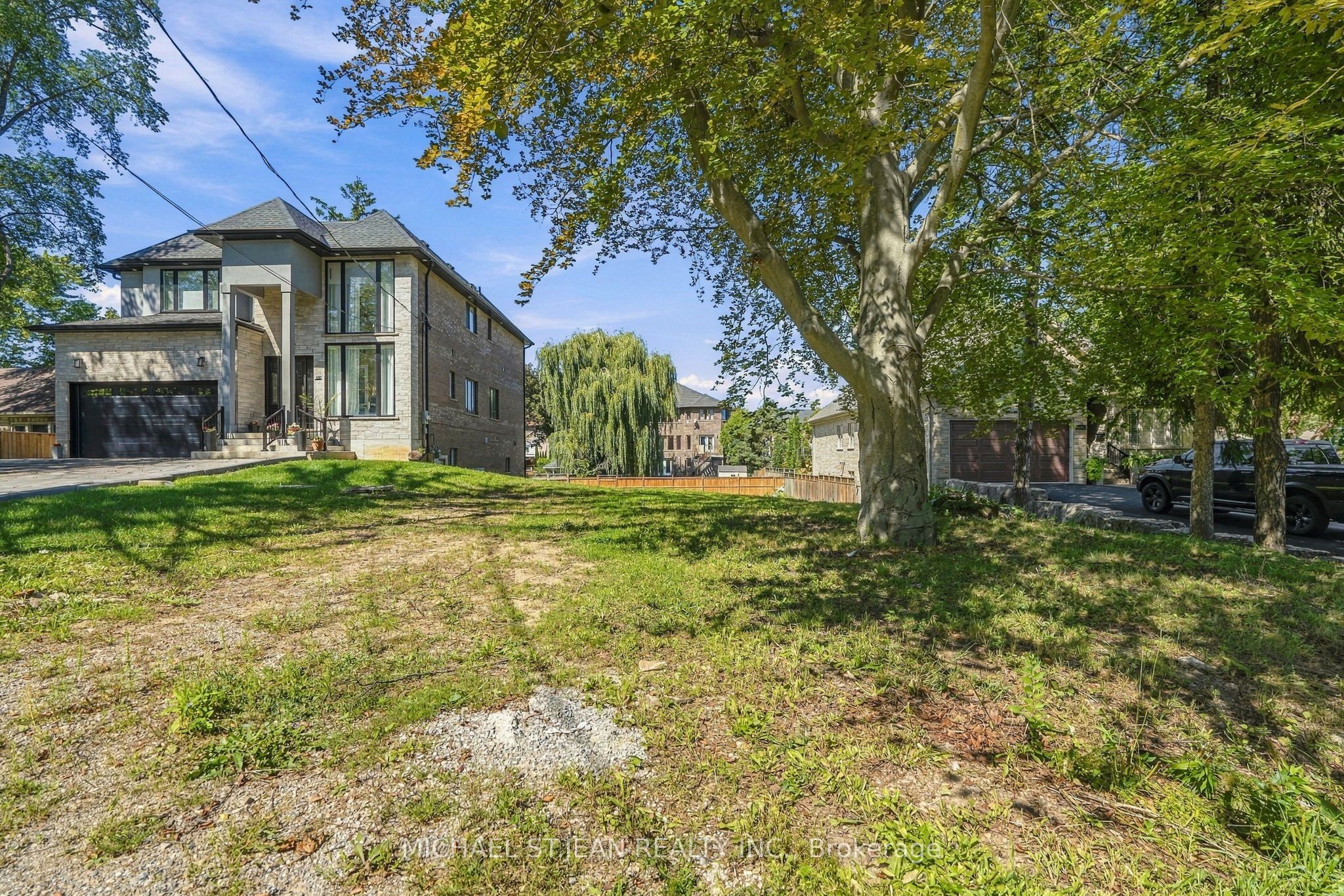 657 Mohawk Road Property Photo 3
