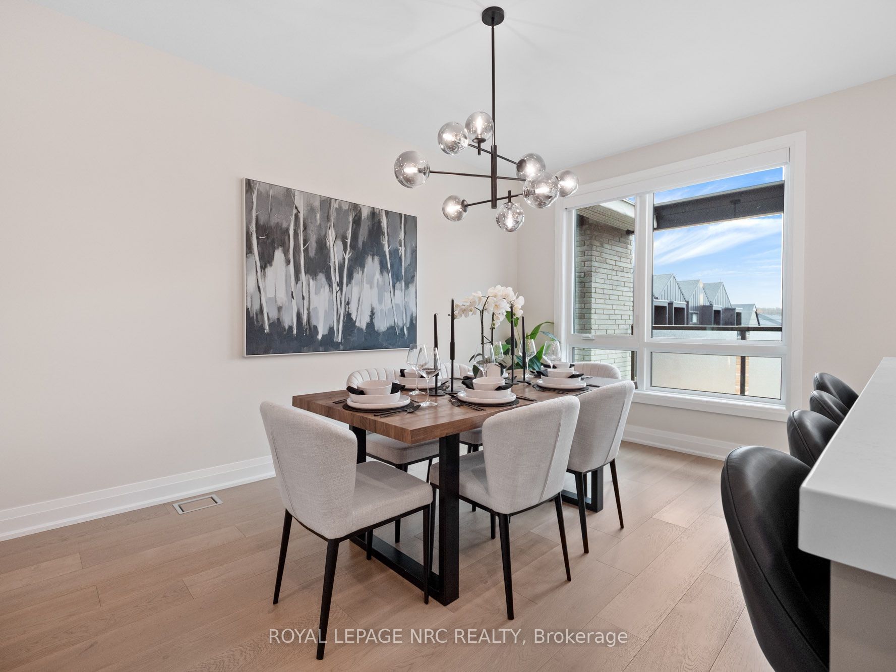 100 Moody Street Property Photo 18