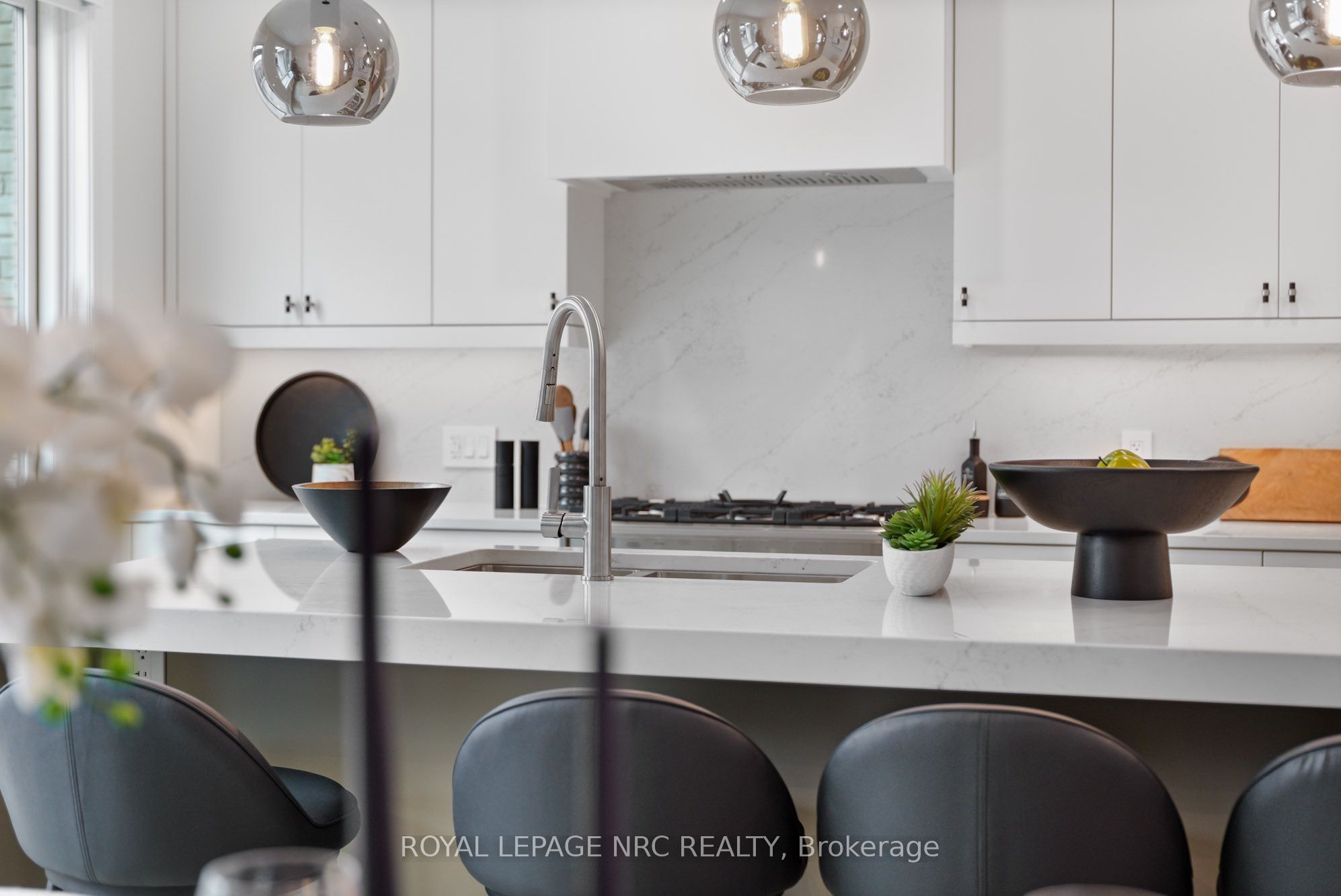 100 Moody Street Property Photo 19