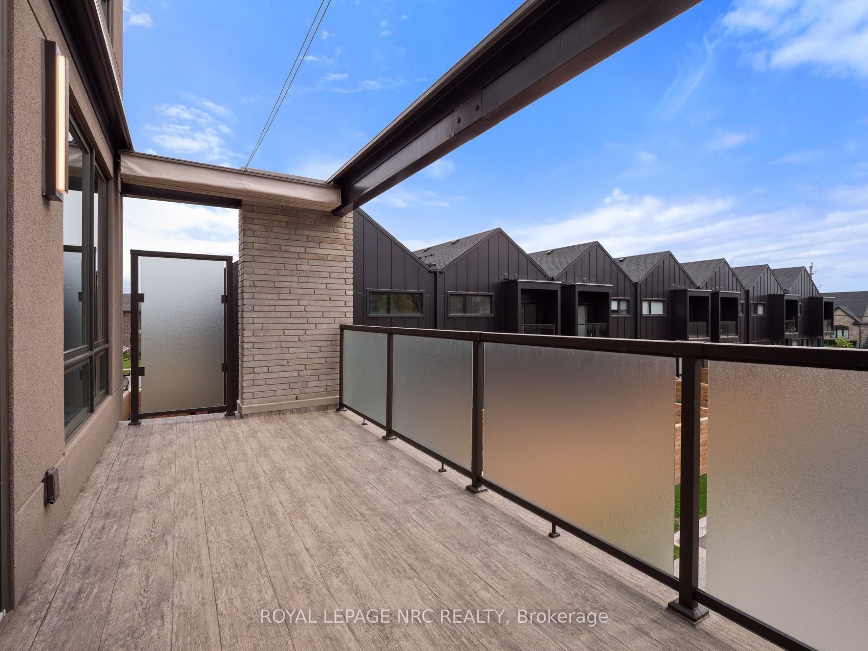 100 Moody Street Property Photo 24