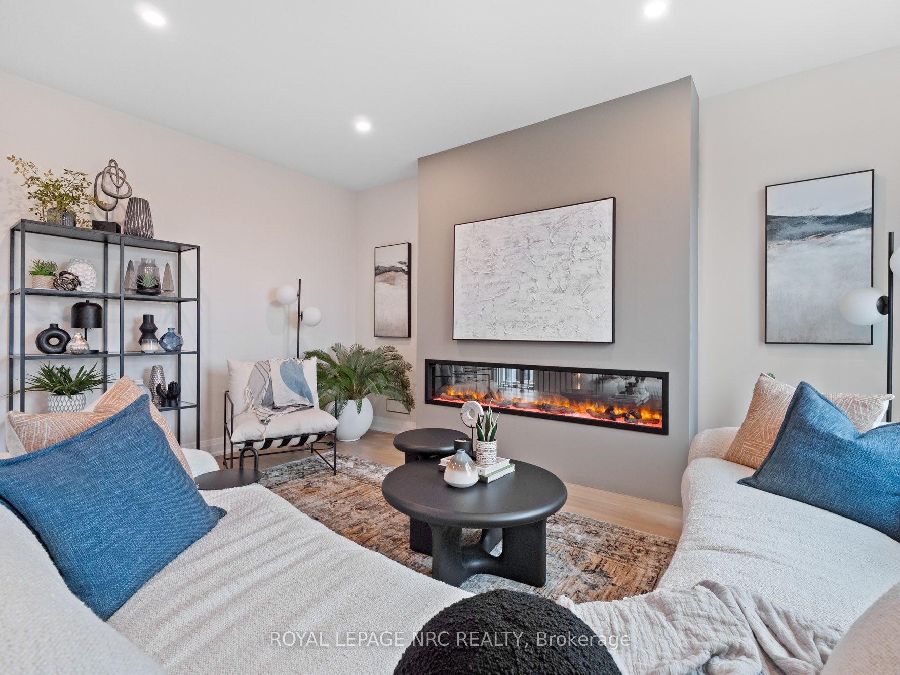 100 Moody Street Property Photo 32