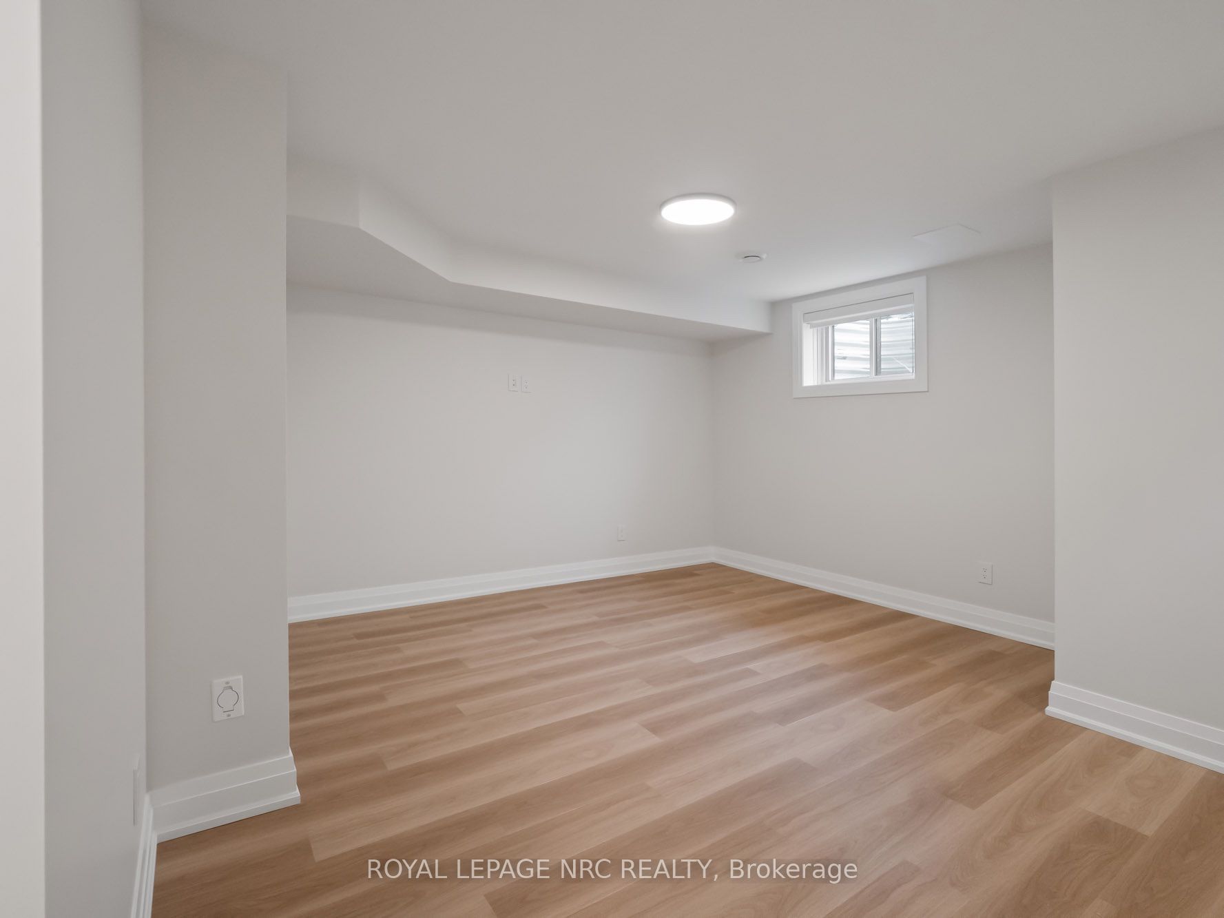 100 Moody Street Property Photo 48