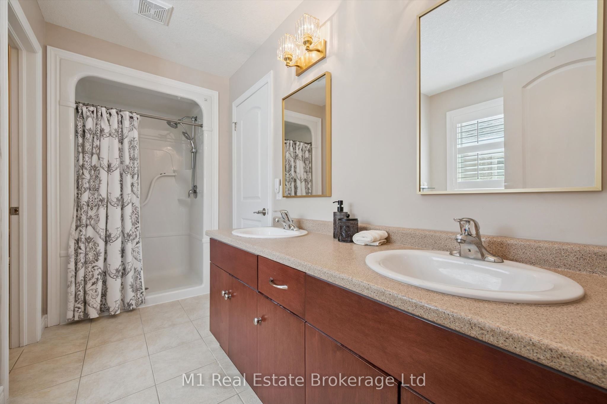 61 Summit Ridge Drive Property Photo 15