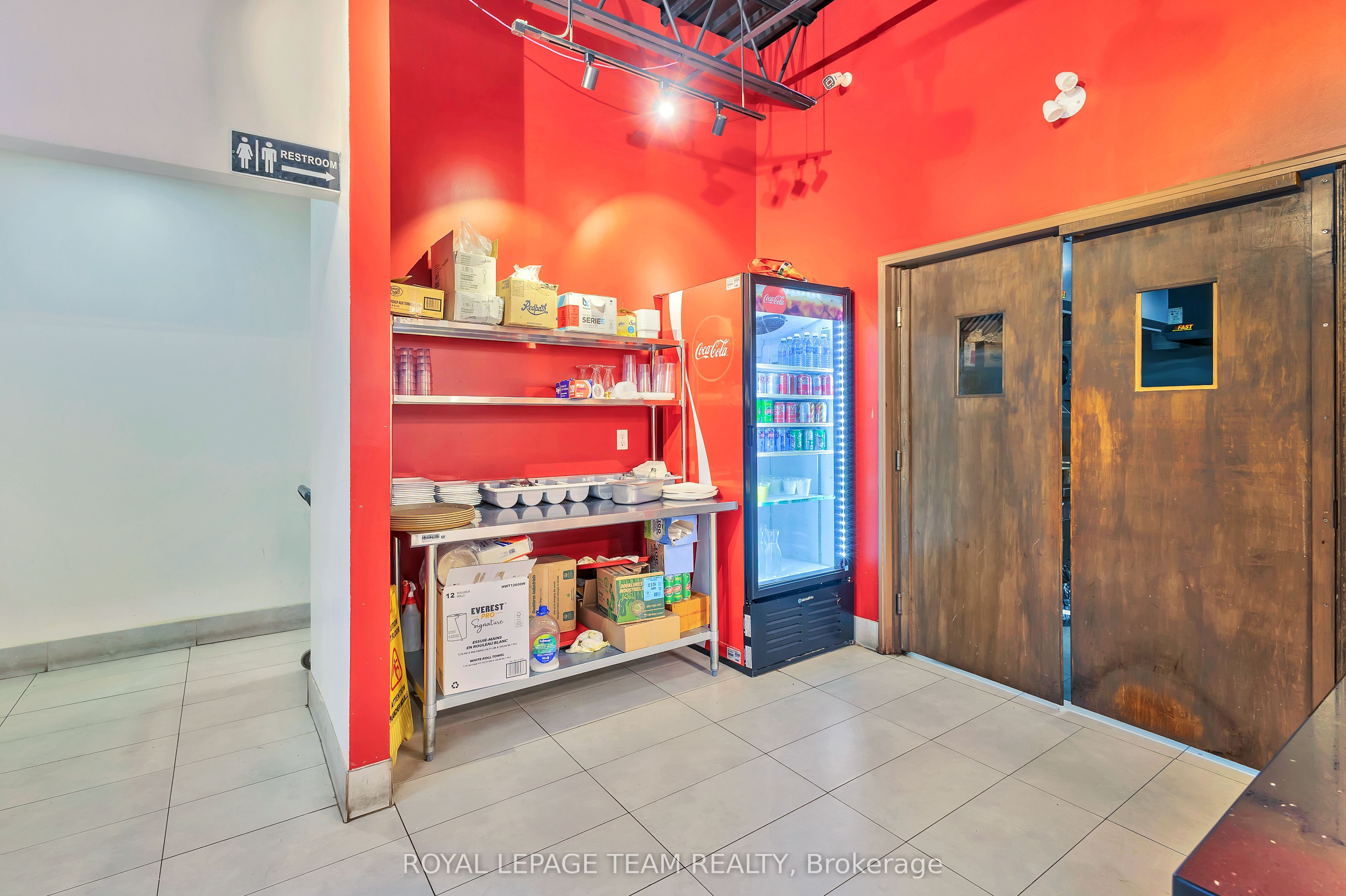 2369 Carling Avenue Property Photo 16