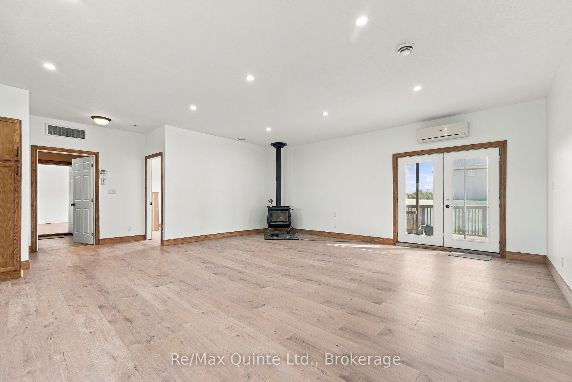 1128 Island Road Property Photo 10
