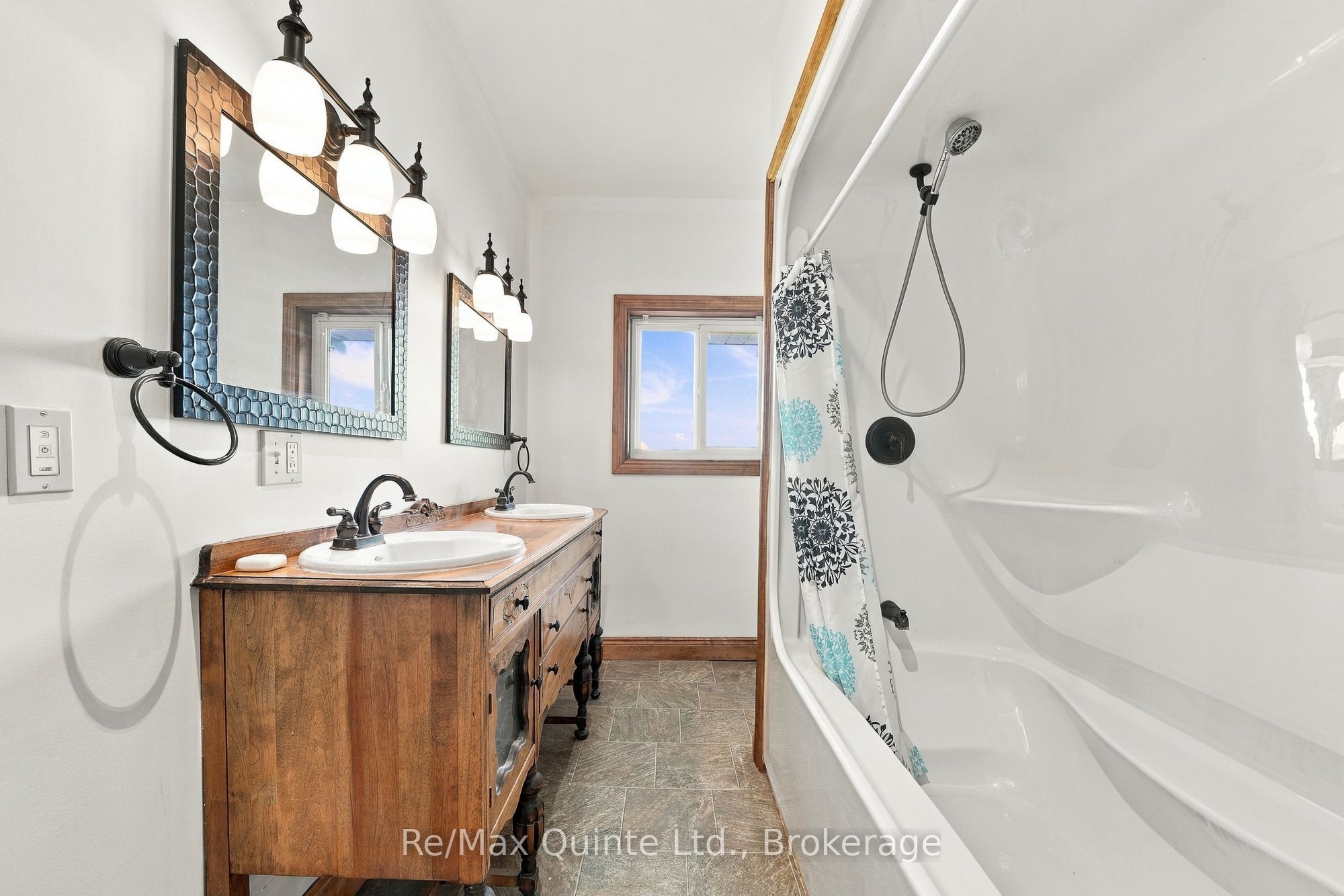 1128 Island Road Property Photo 19