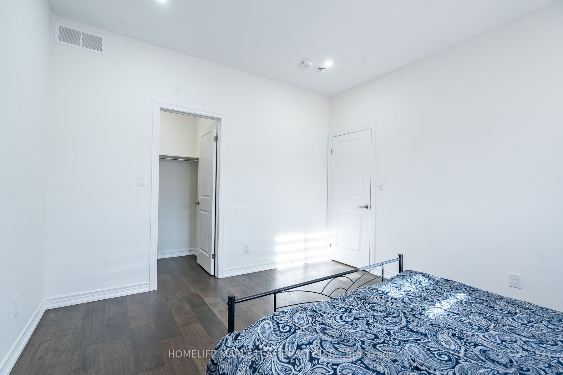 141 Crow Street Property Photo 38