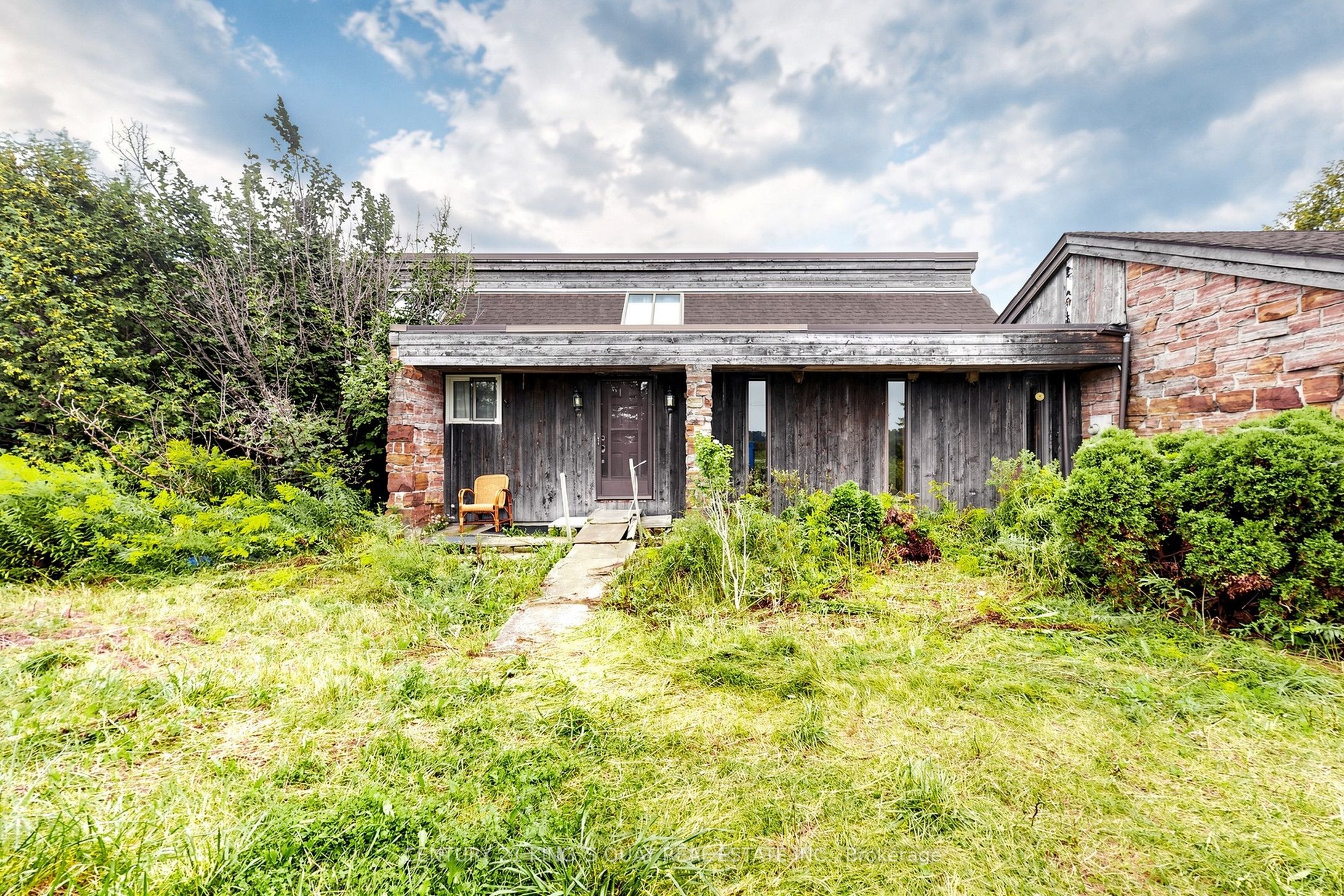 296 Darling Road Property Photo 2