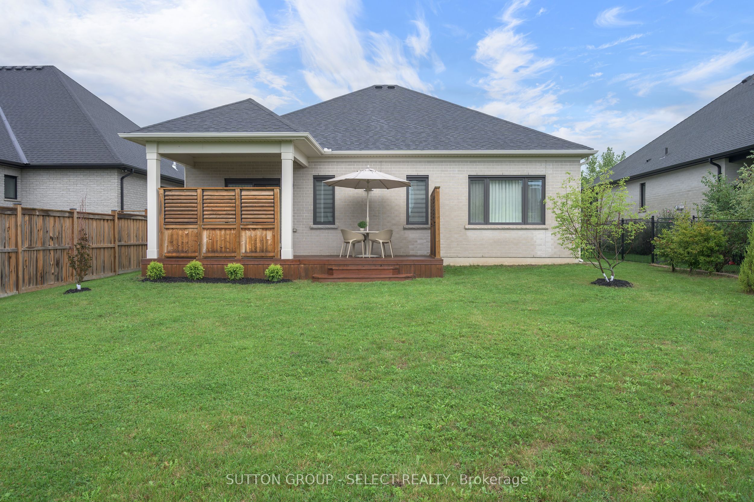7 Violet Court Property Photo 30