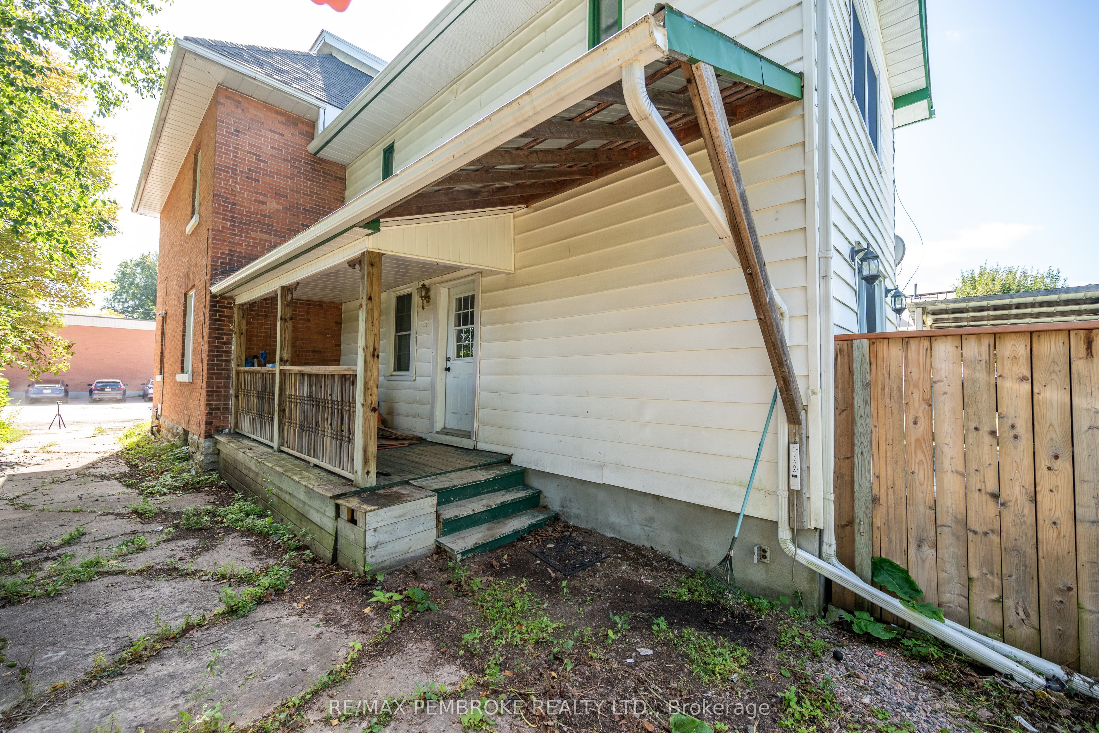 296 First Avenue N Property Photo 50