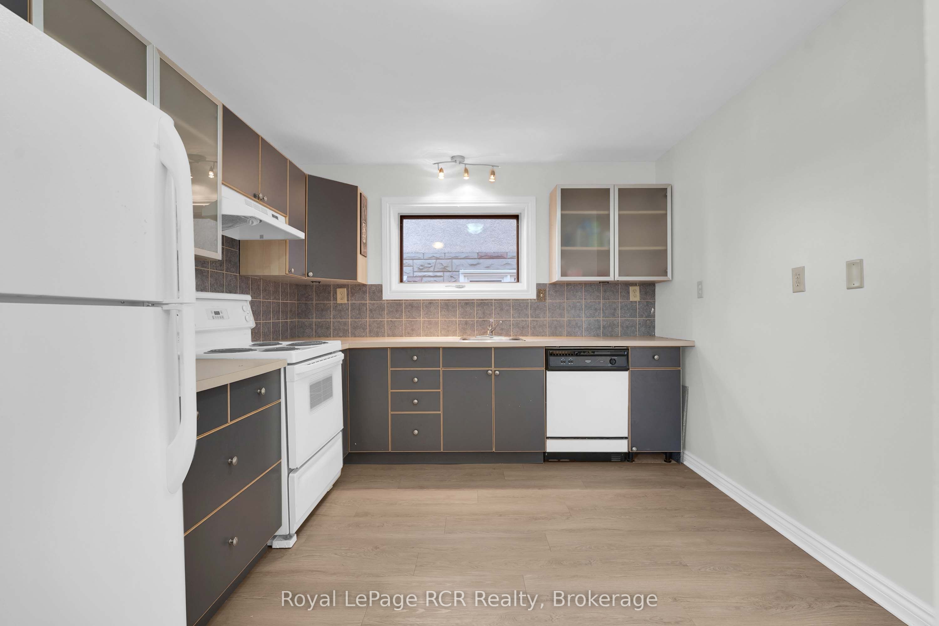 75 State Street Property Photo 8