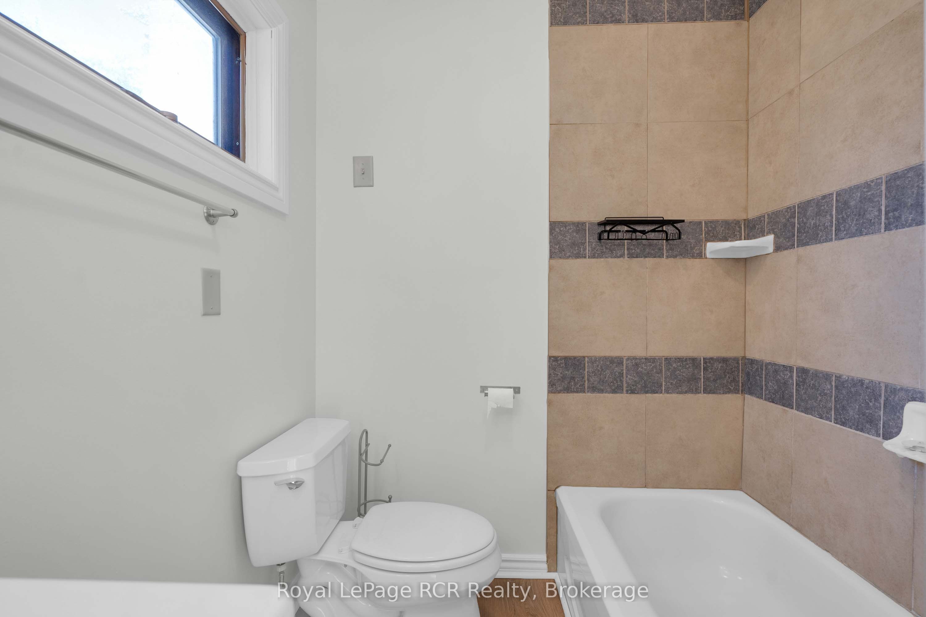 75 State Street Property Photo 21