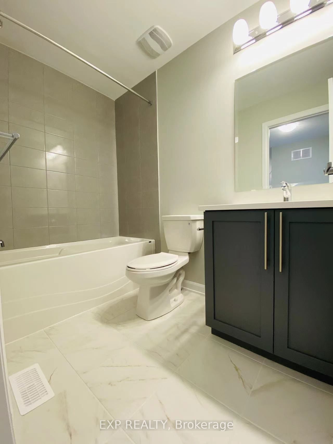 1075 Speedvale Court Property Photo 21