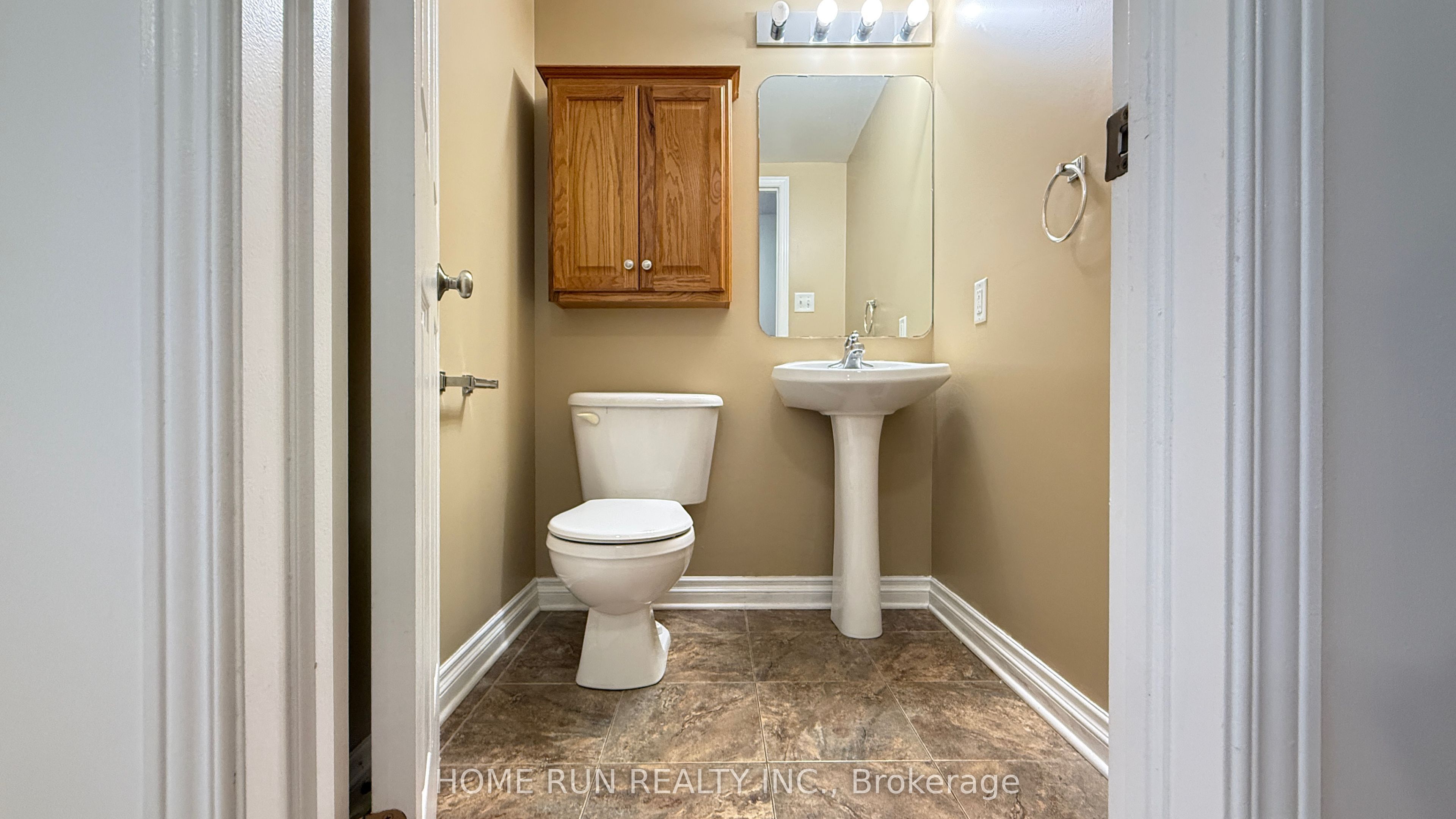 41 Brechin Crescent Property Photo 6