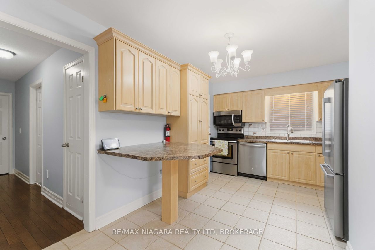 41 Eastwood Drive Property Photo 6
