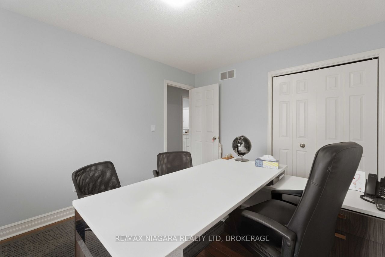 41 Eastwood Drive Property Photo 21