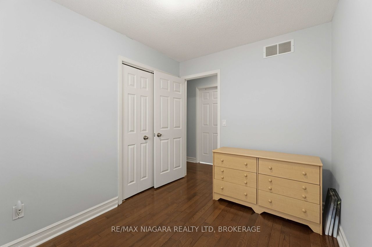 41 Eastwood Drive Property Photo 23