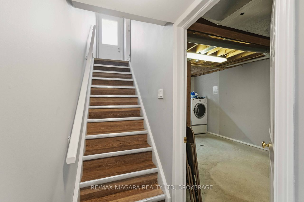 41 Eastwood Drive Property Photo 25