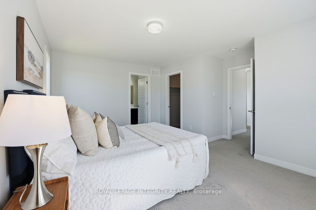 660 Fenwick Way Property Photo 37