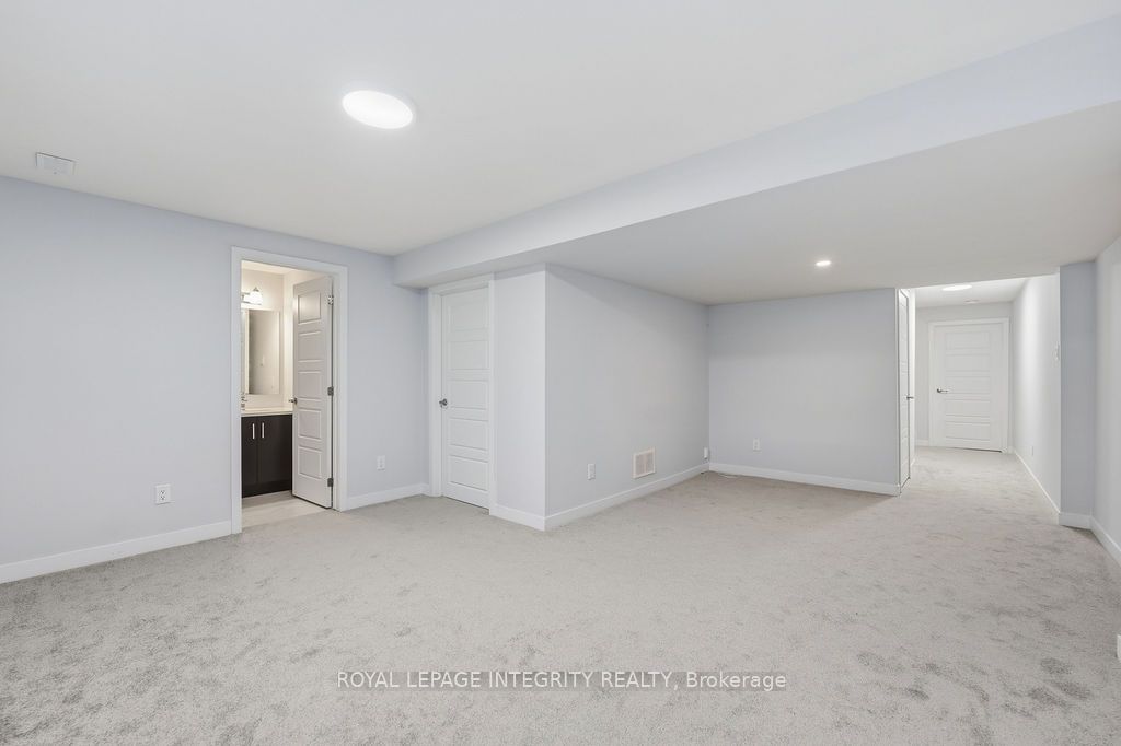 660 Fenwick Way Property Photo 46