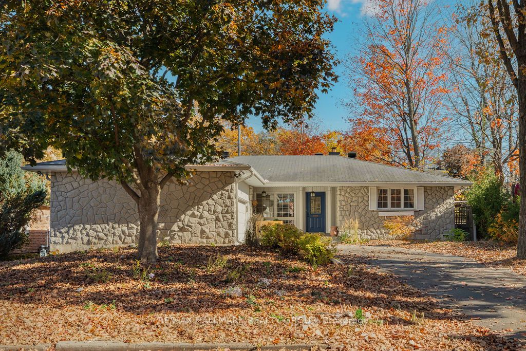 275 Crocus Avenue Property Photo 1