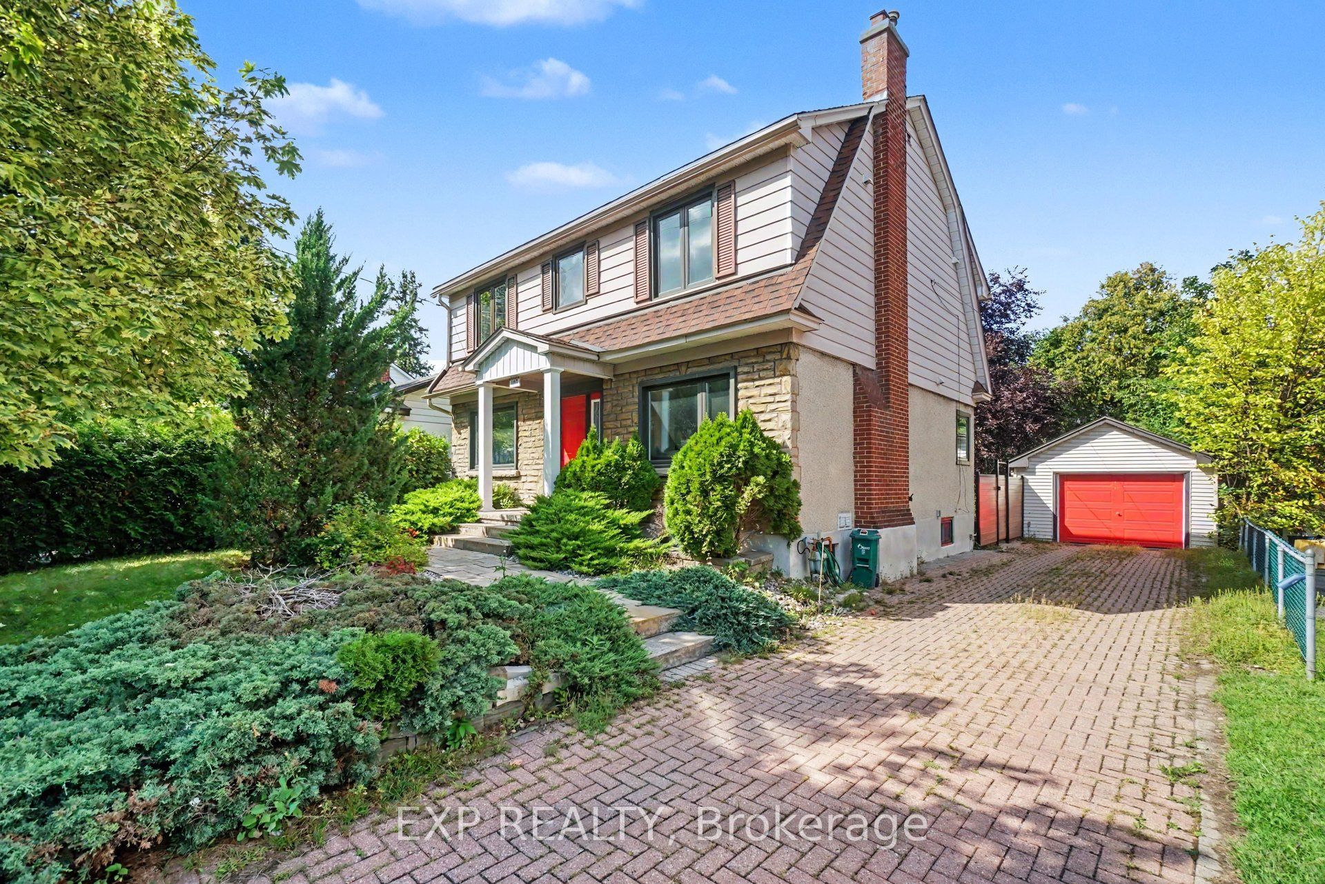 105 Donald Street Property Photo 1