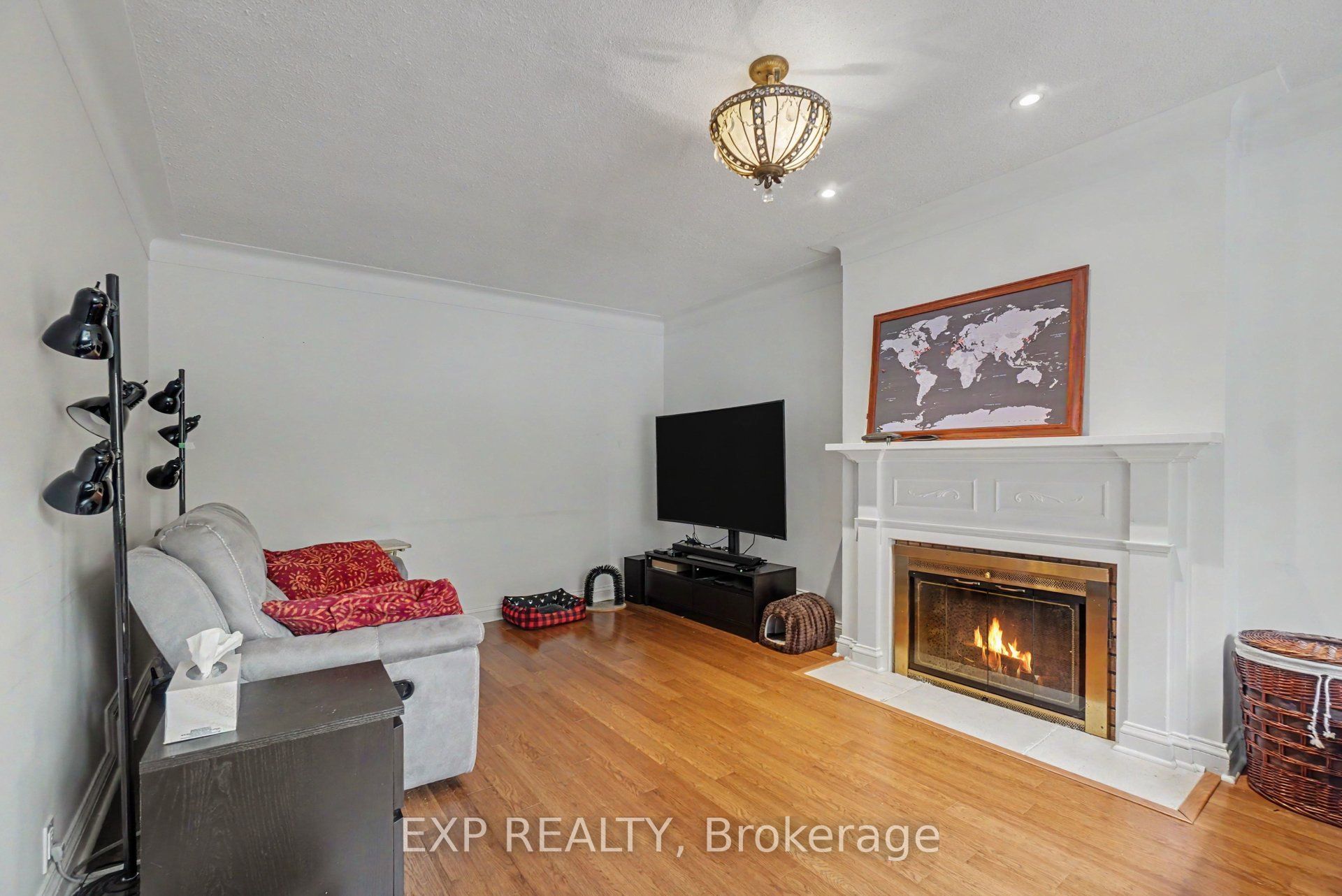 105 Donald Street Property Photo 3