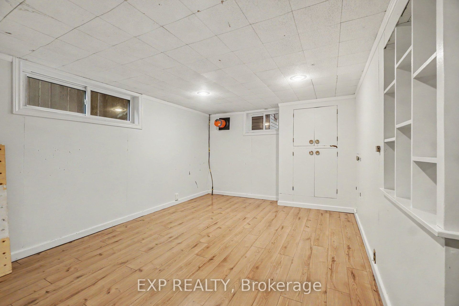 105 Donald Street Property Photo 12