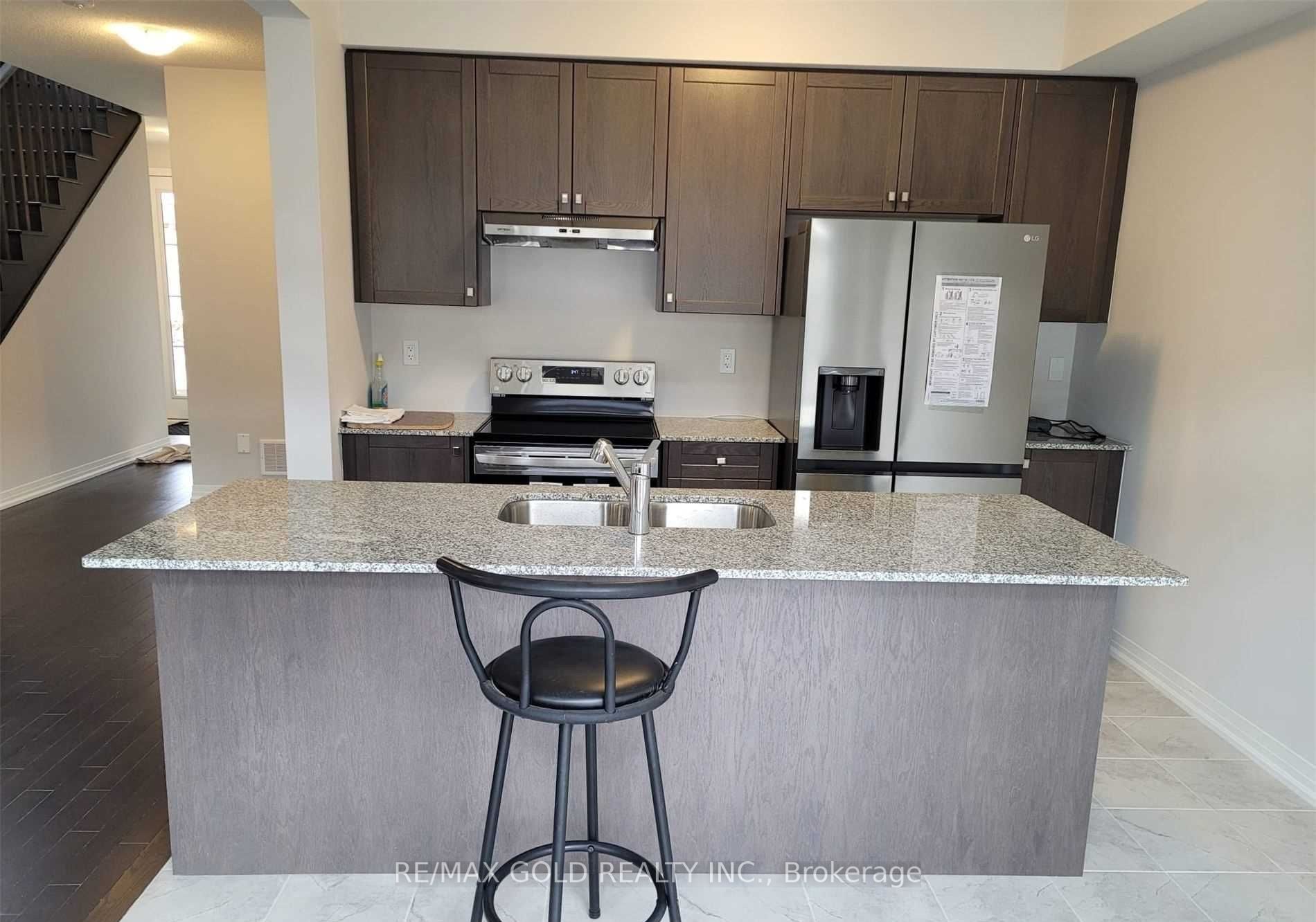 28 Weylie Street Property Photo 4