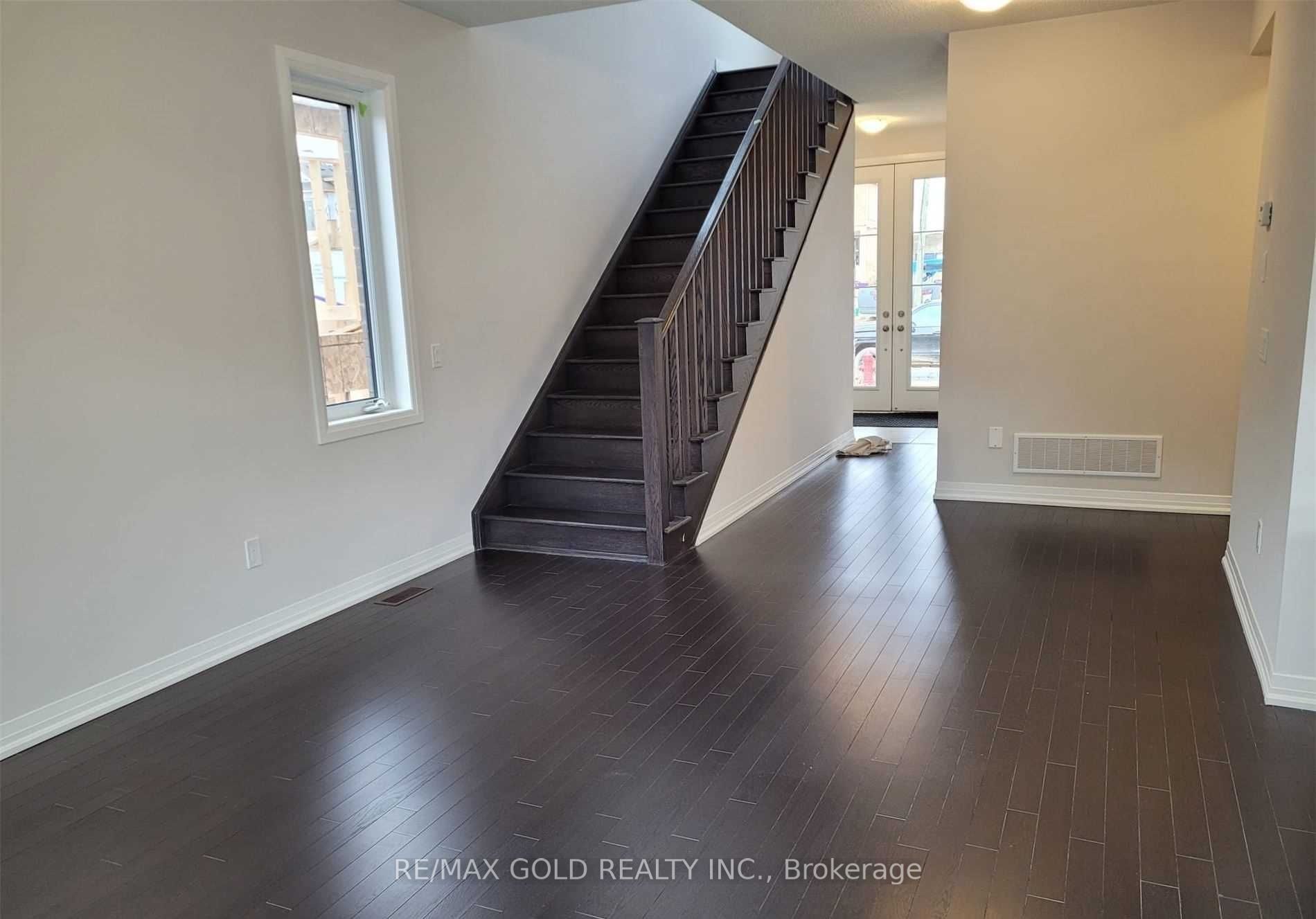 28 Weylie Street Property Photo 7