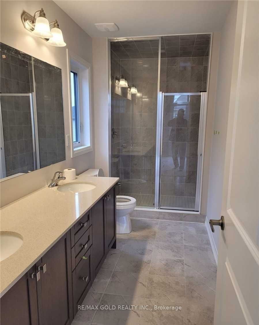 28 Weylie Street Property Photo 10
