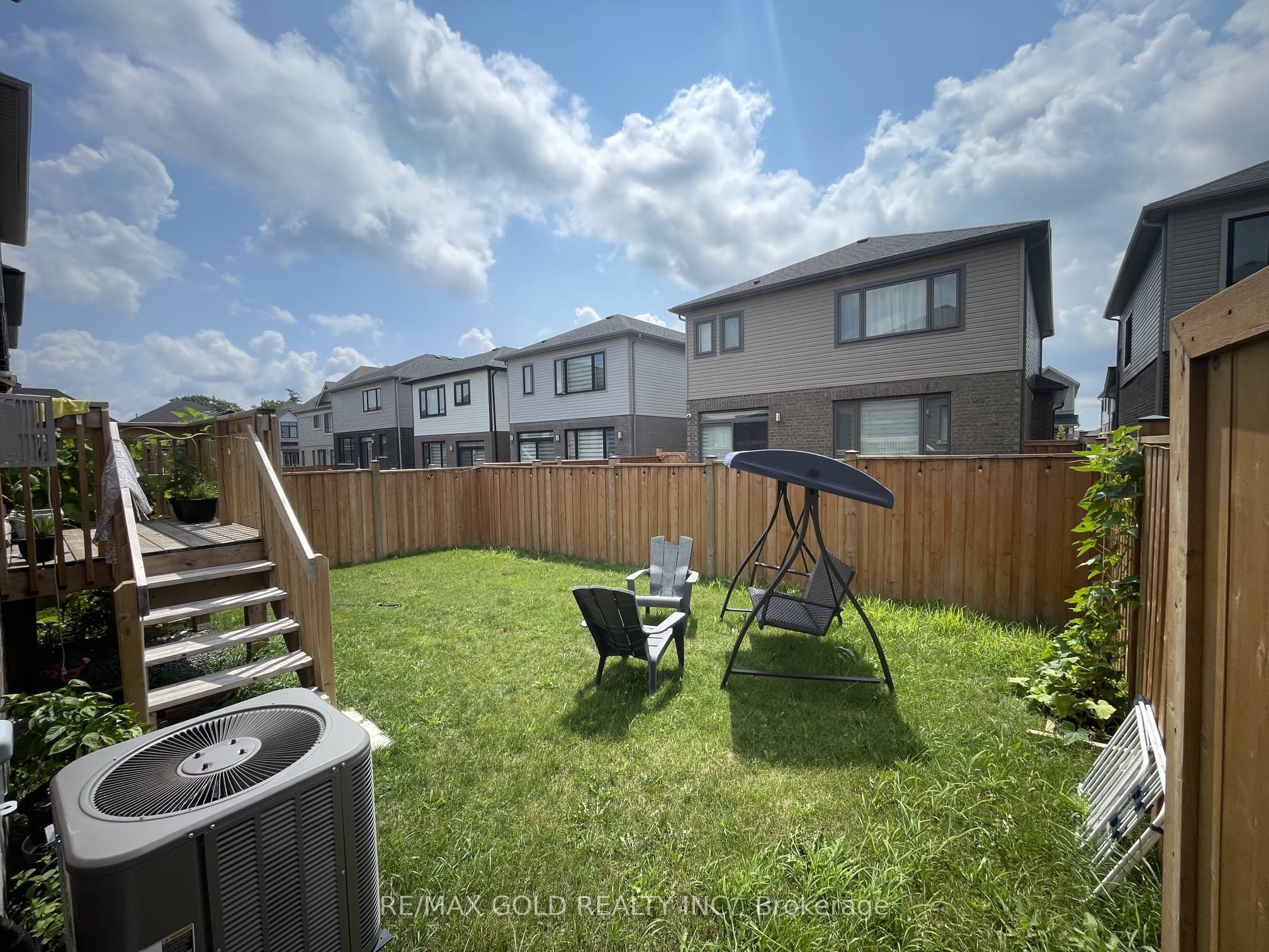 28 Weylie Street Property Photo 15