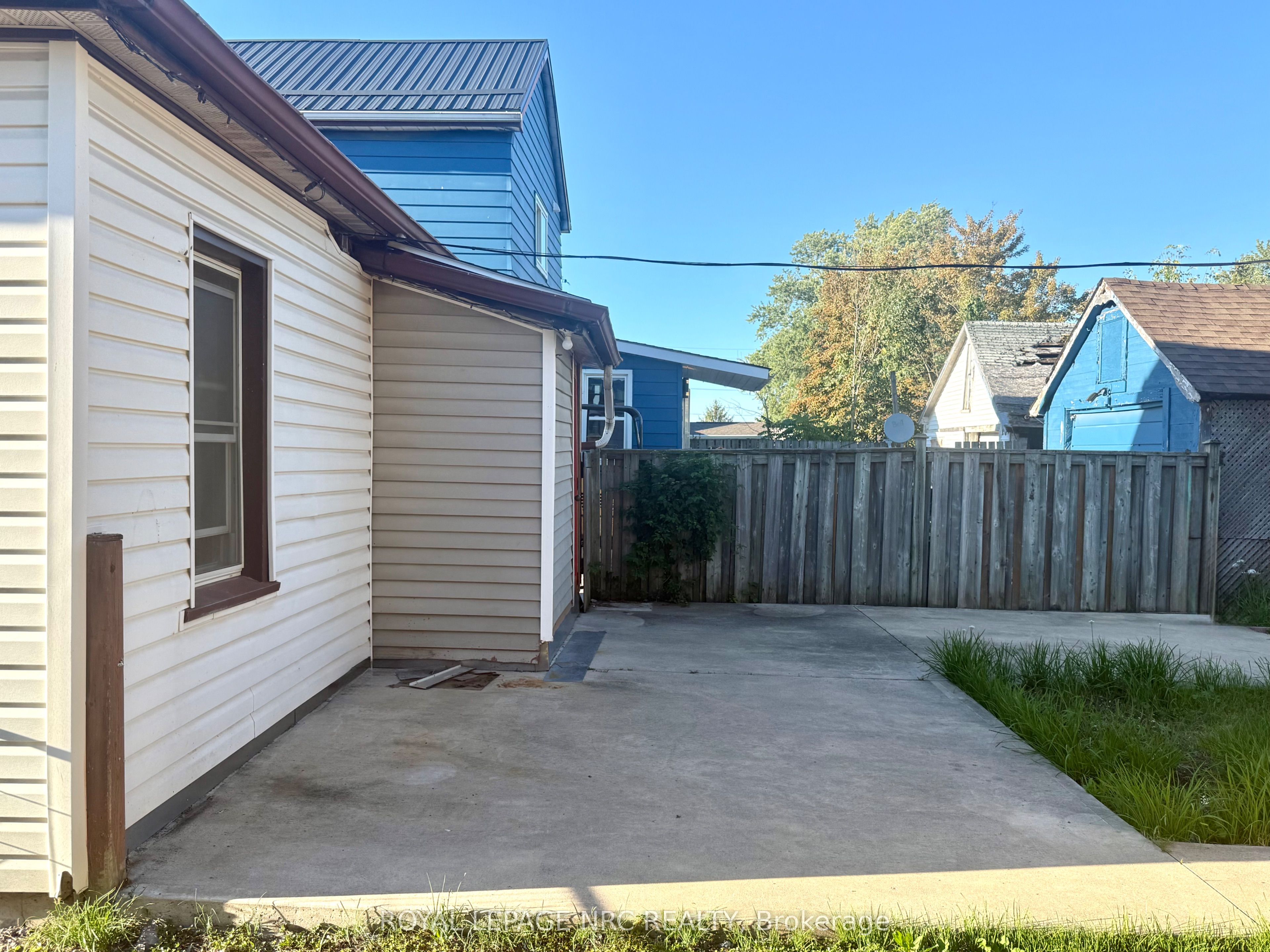 37 Wright Street Property Photo 3