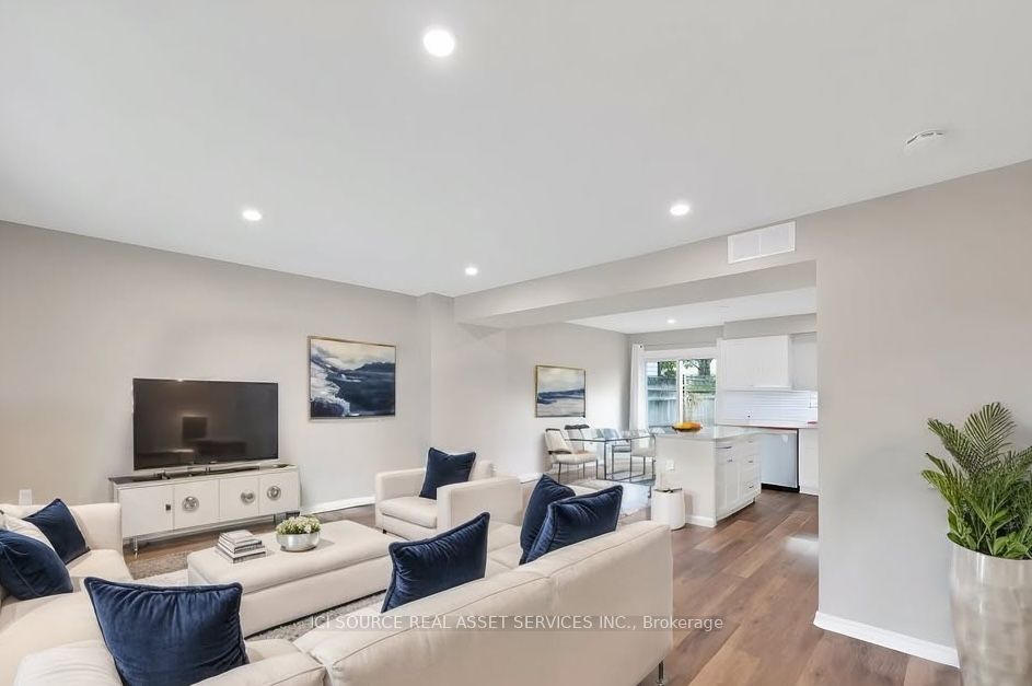 10 Gibson Place Property Photo 5