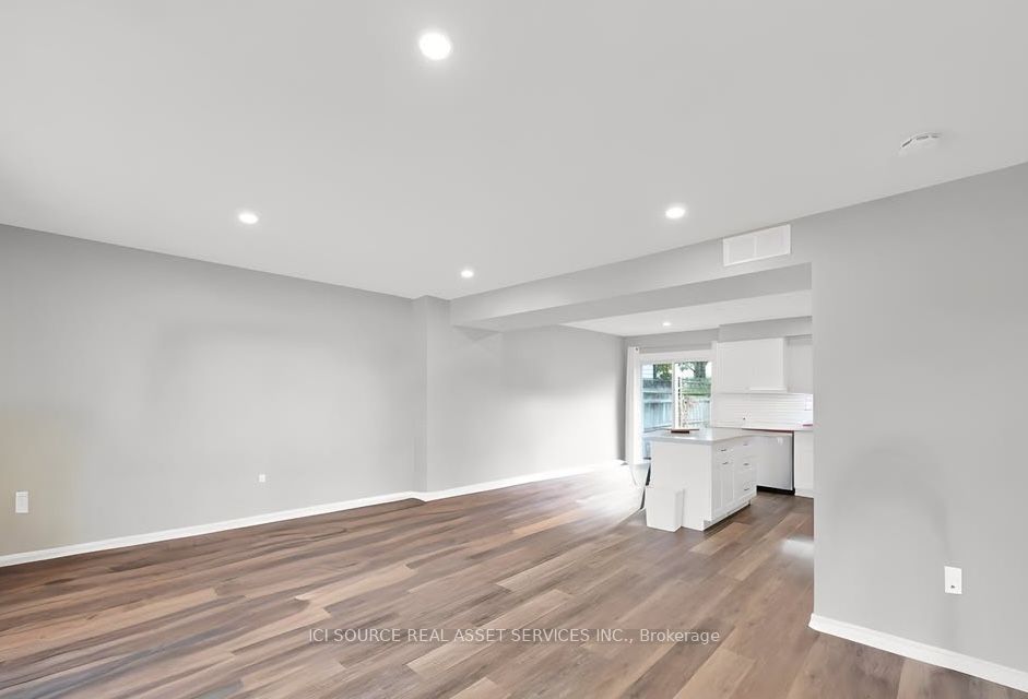 10 Gibson Place Property Photo 6