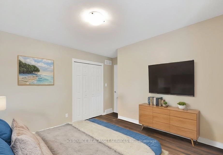 10 Gibson Place Property Photo 16