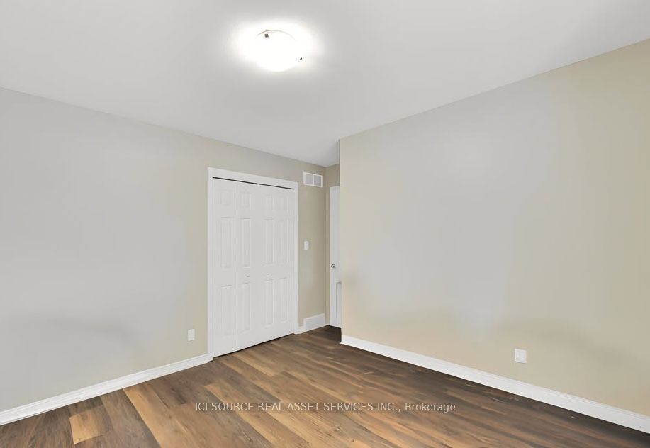 10 Gibson Place Property Photo 17