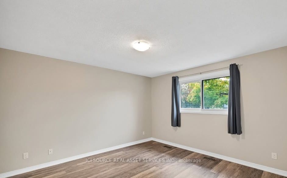 10 Gibson Place Property Photo 20