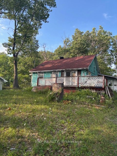 1111 Bayview Avenue Property Photo 1
