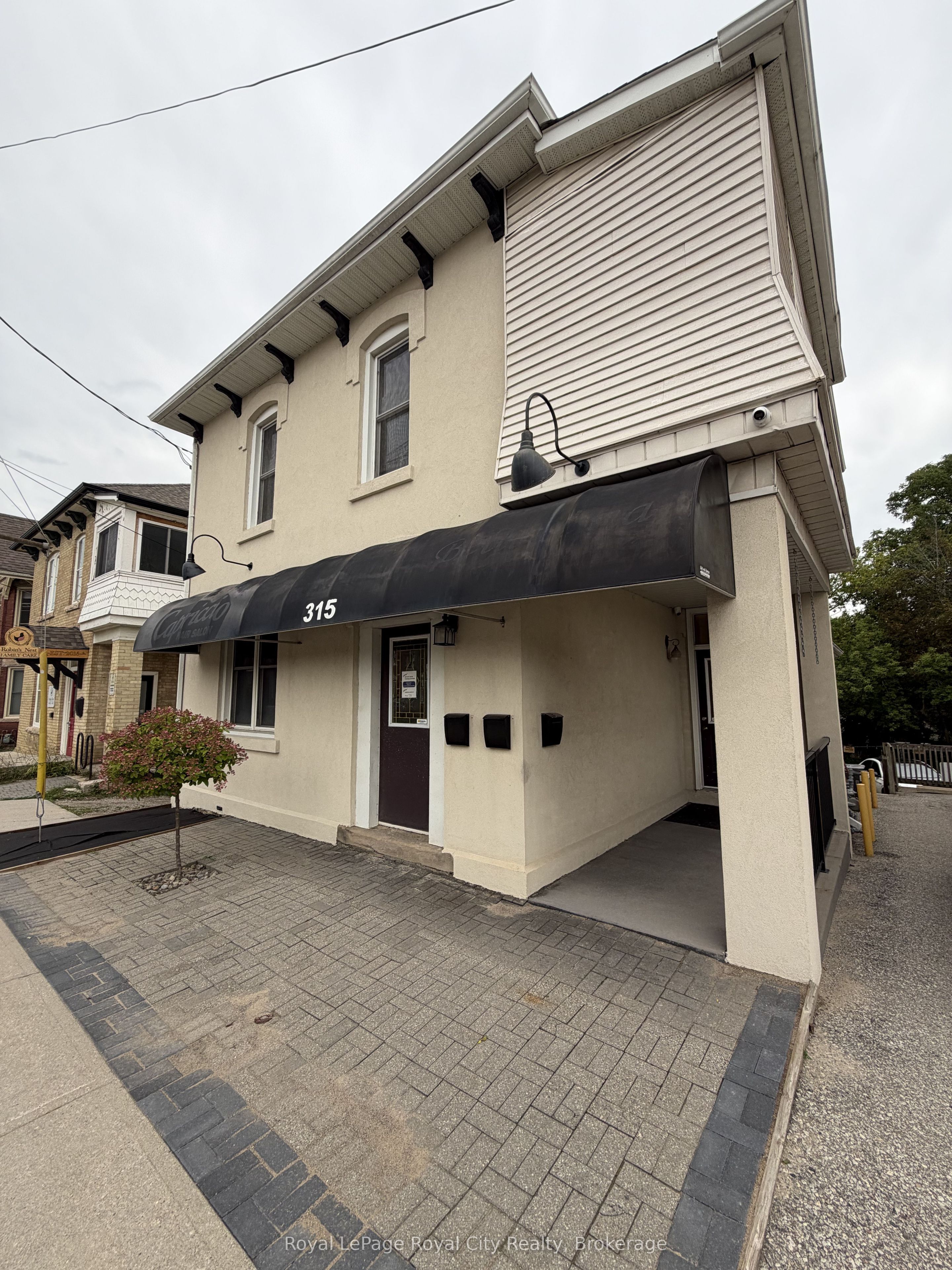 315 Woolwich Street Unit #2 Property Photo 1