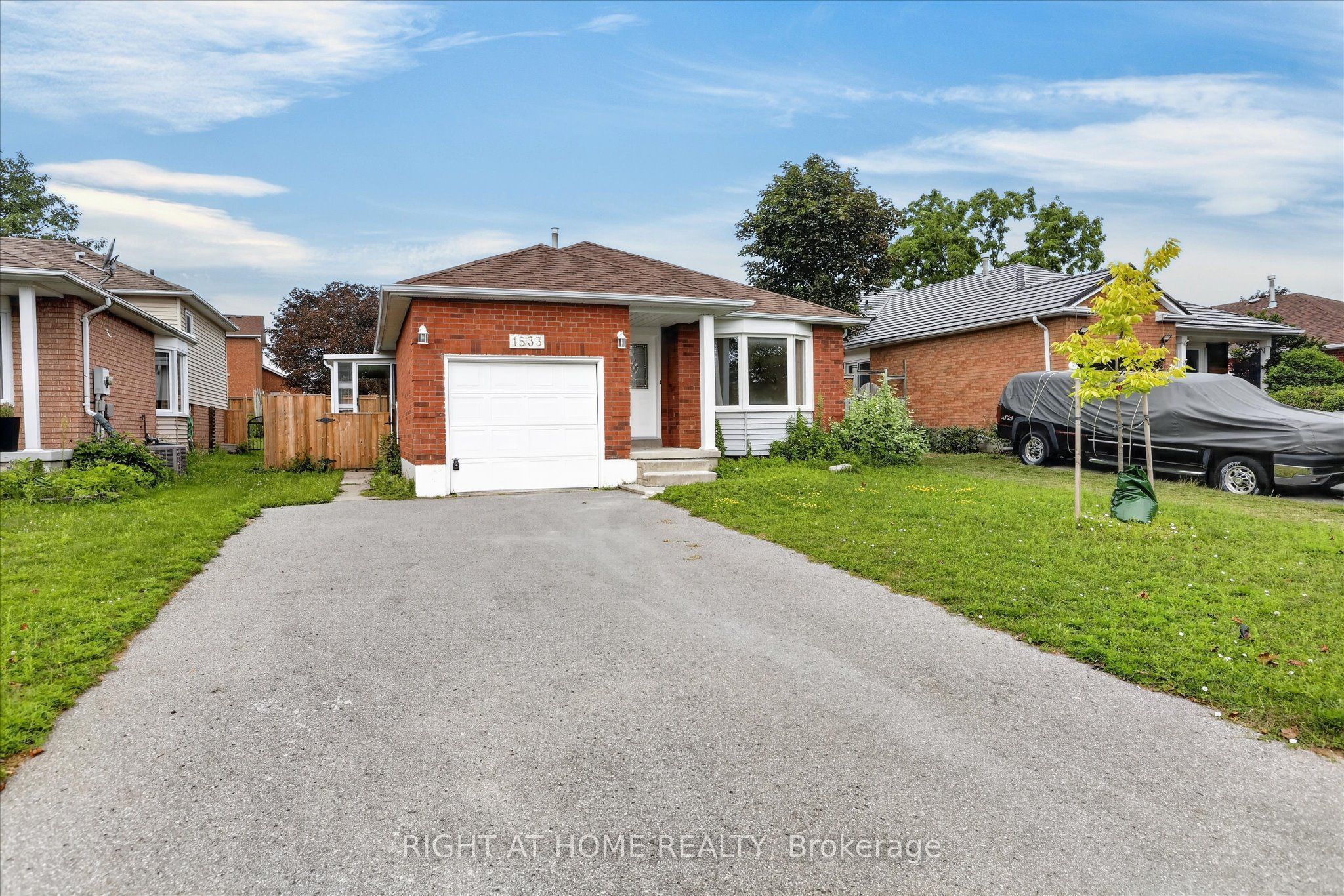 1533 Wildlark Drive Property Photo 2