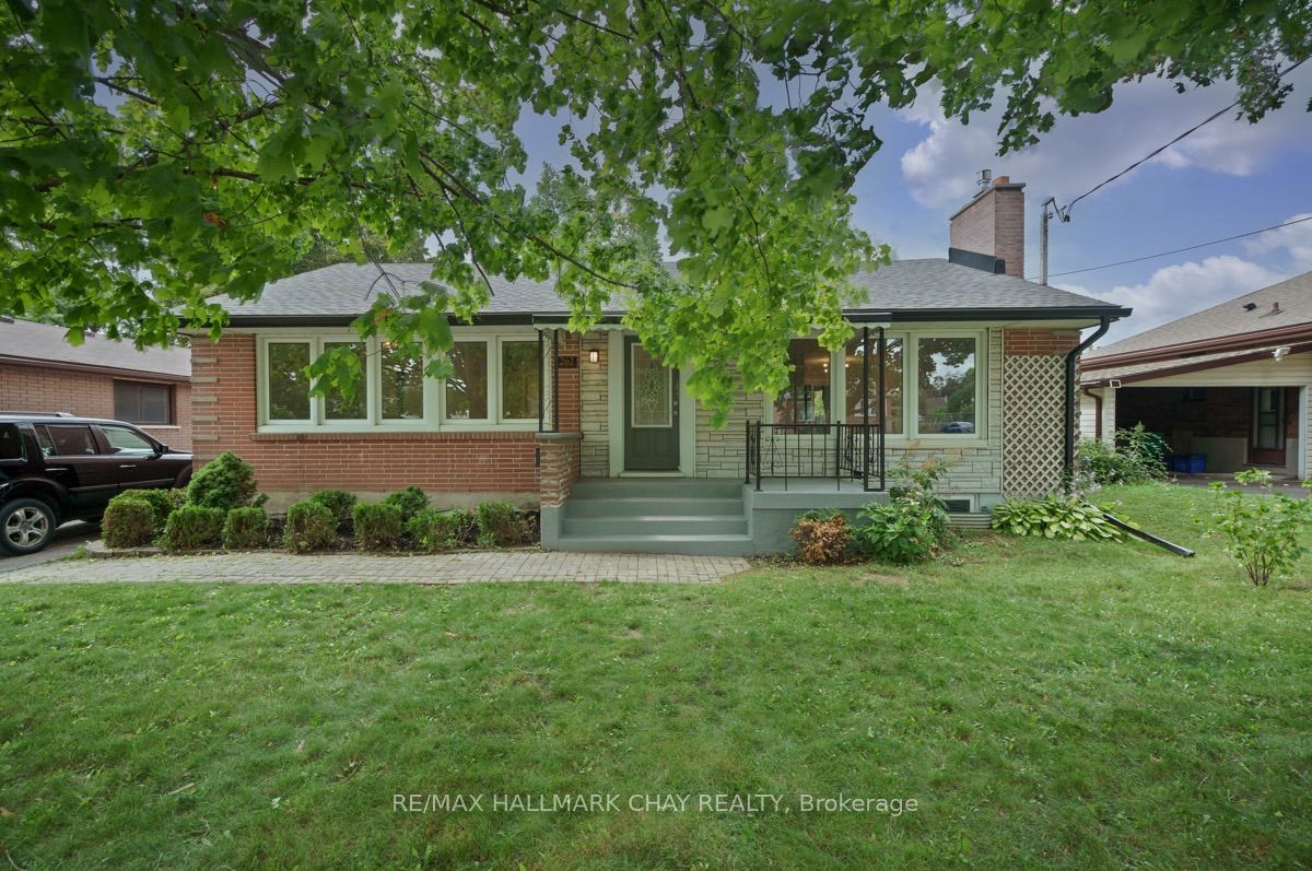 262 Bellevue Street