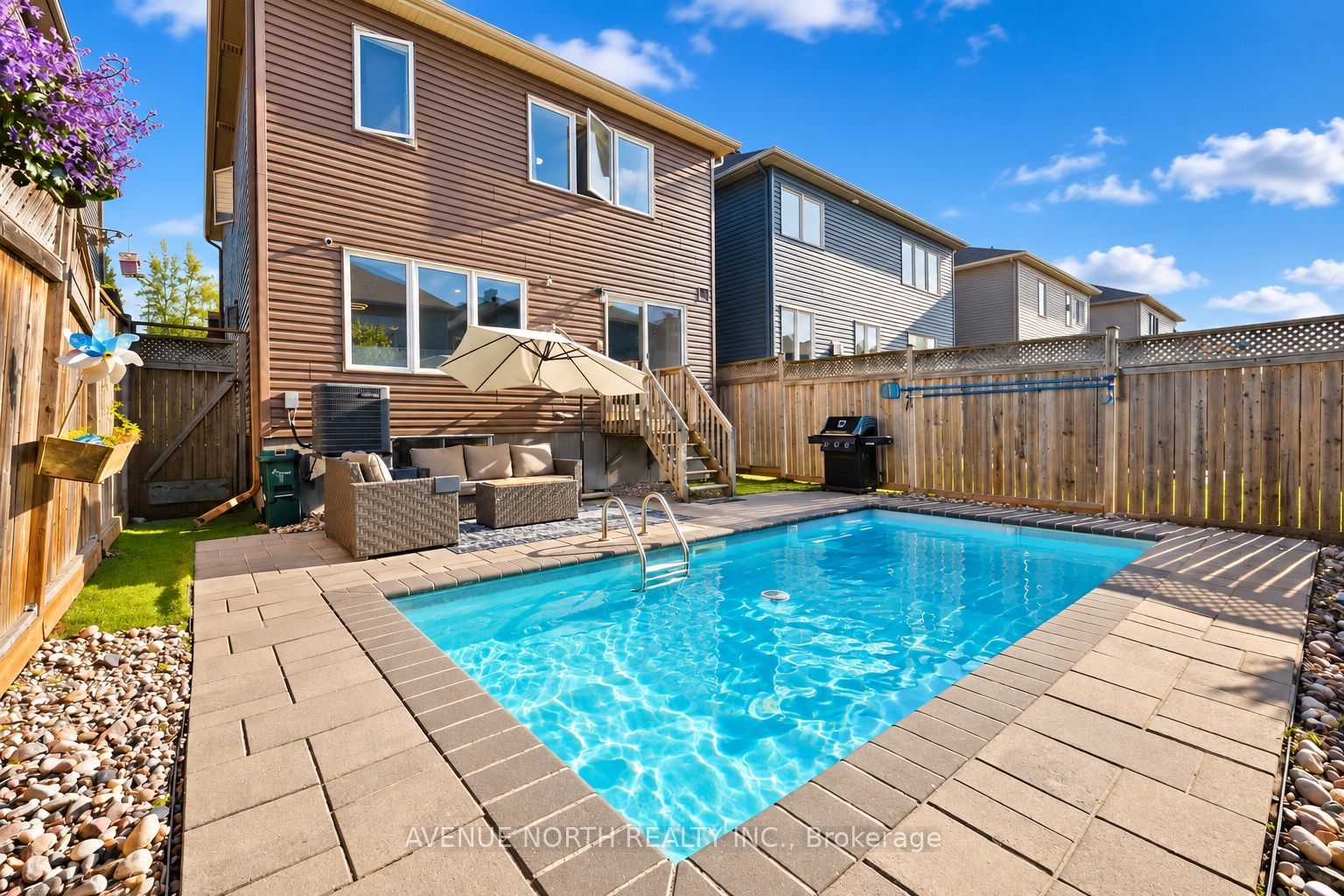 6363 Renaud Road Property Photo 3