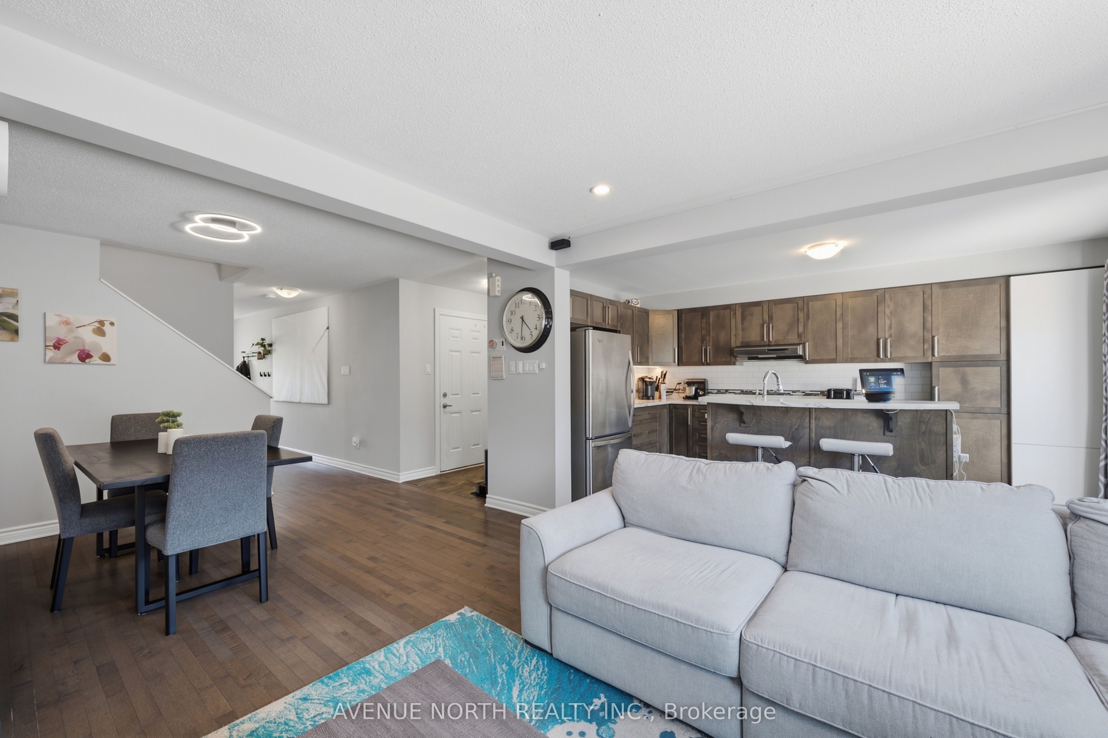 6363 Renaud Road Property Photo 18